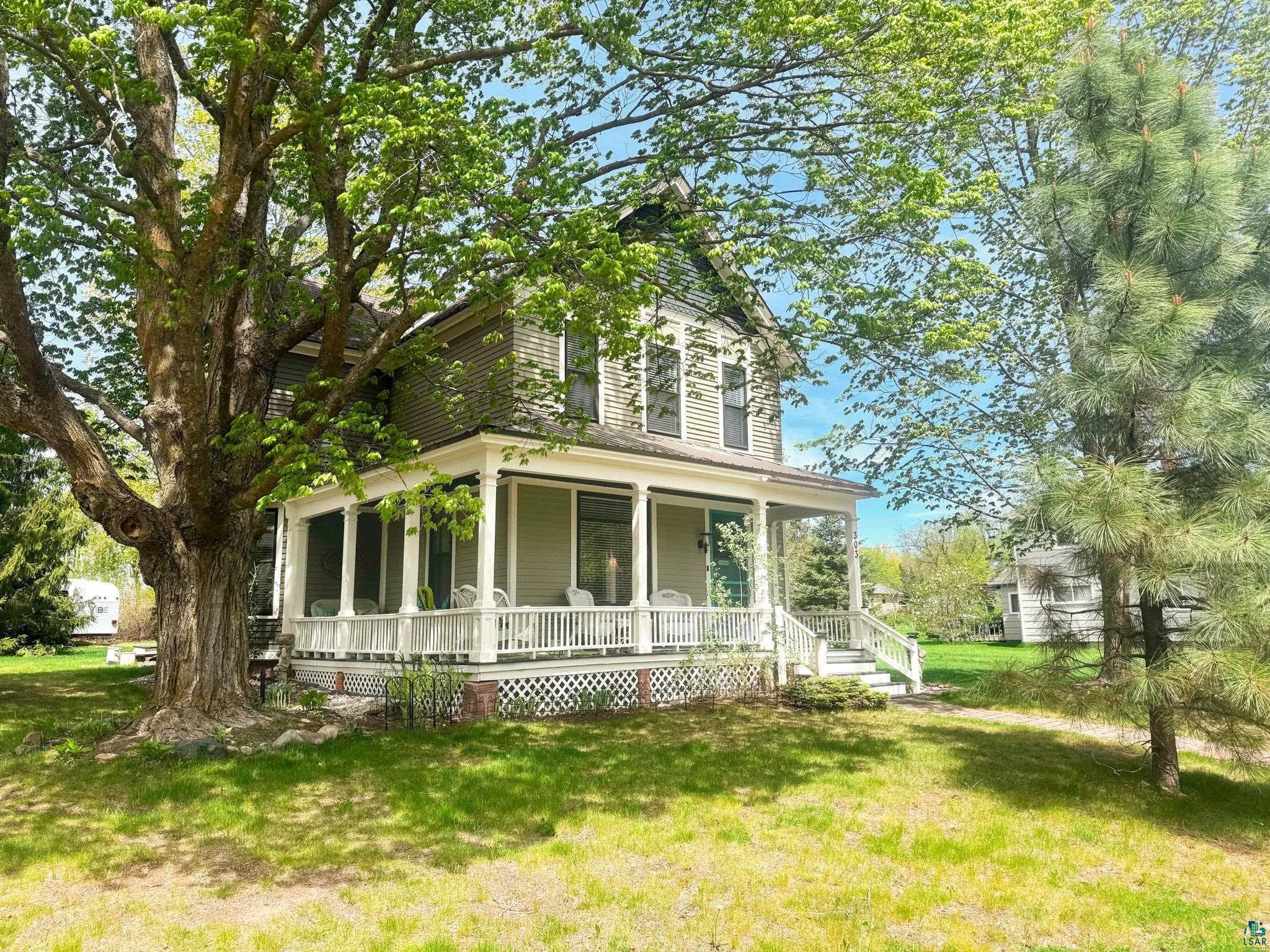303 E 5th St, Washburn, WI 54891 Listing Photo  5