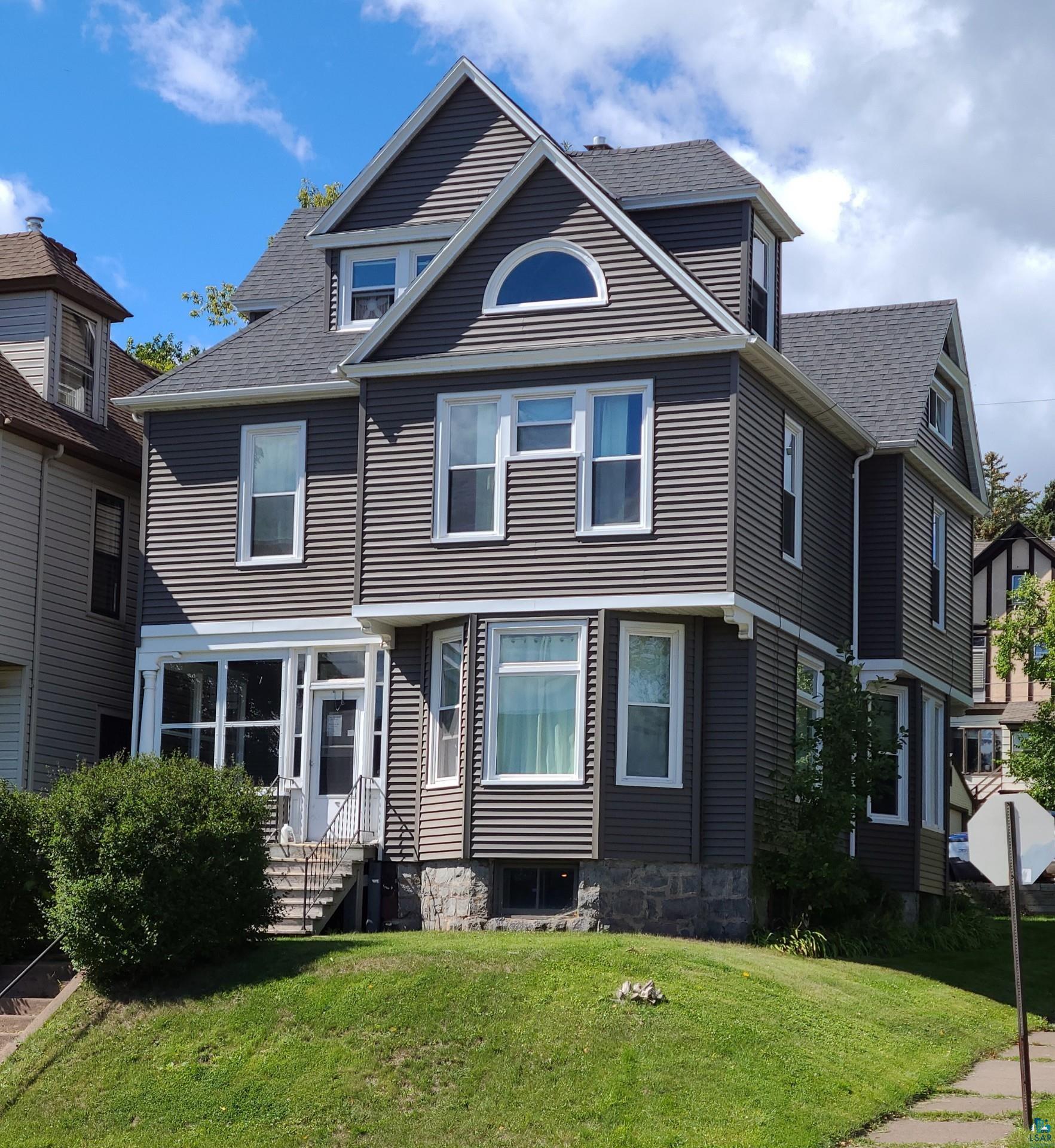 1931 E Superior St, Duluth, MN 55812 Listing Photo  1