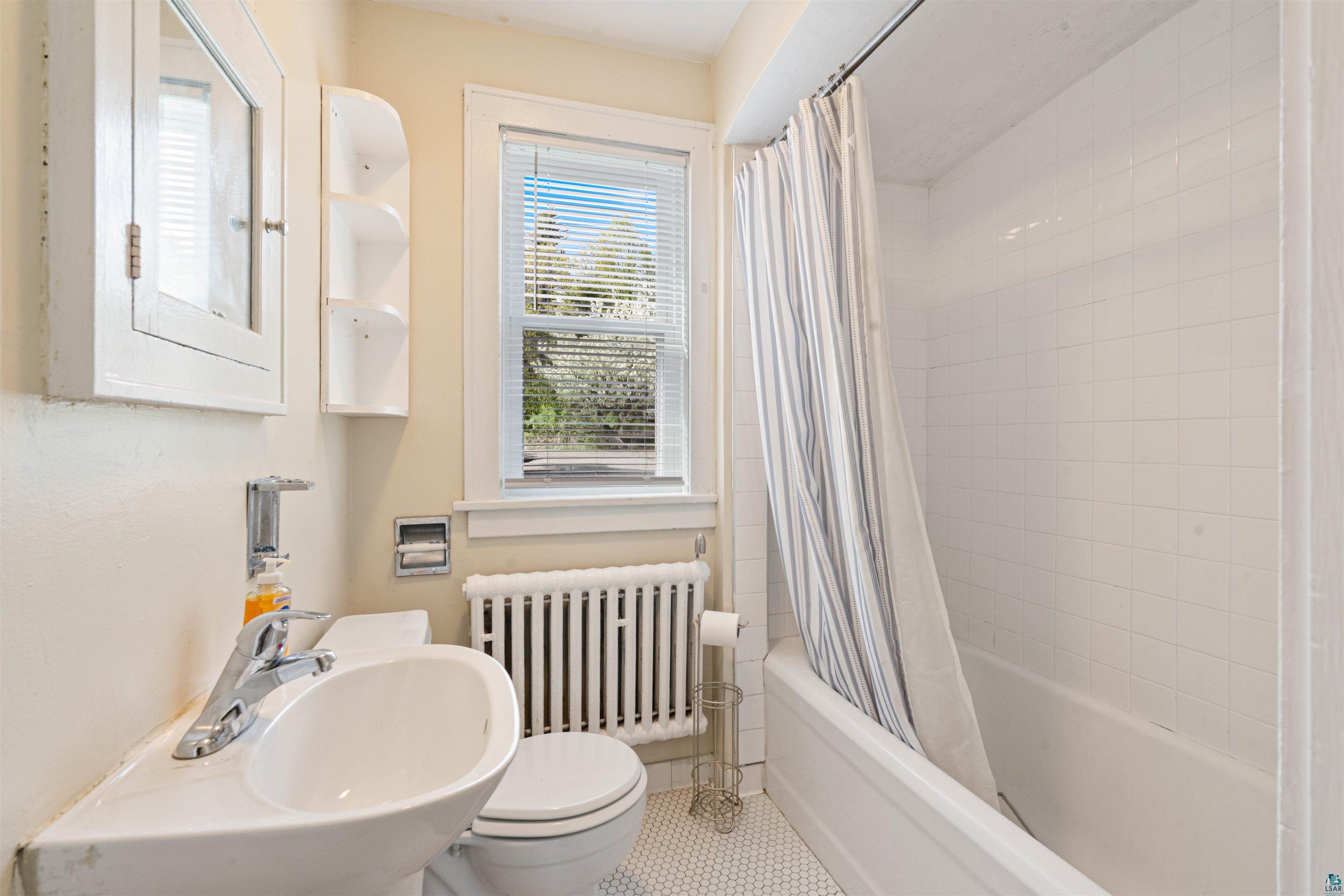 1931 E Superior St, Duluth, MN 55812 Listing Photo  22