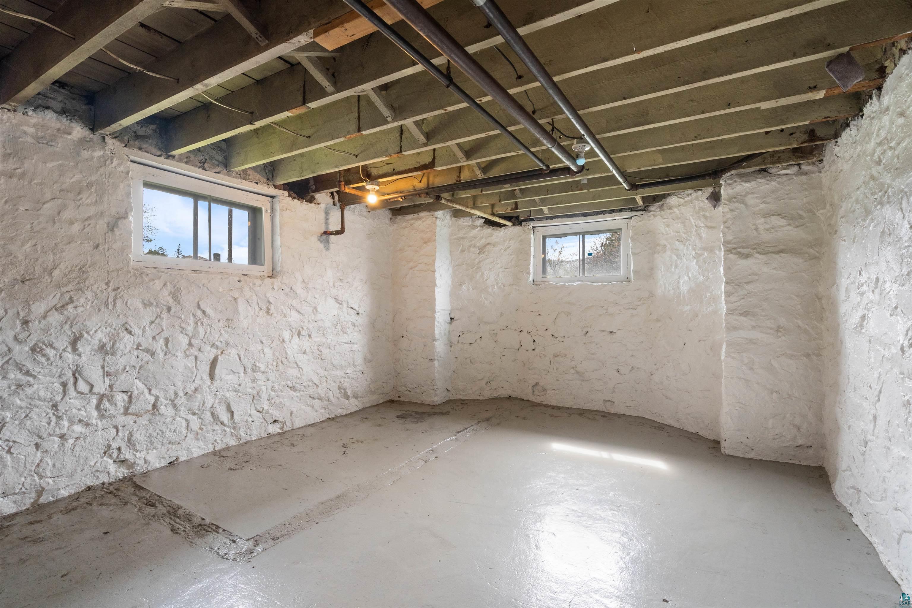 1931 E Superior St, Duluth, MN 55812 Listing Photo  26