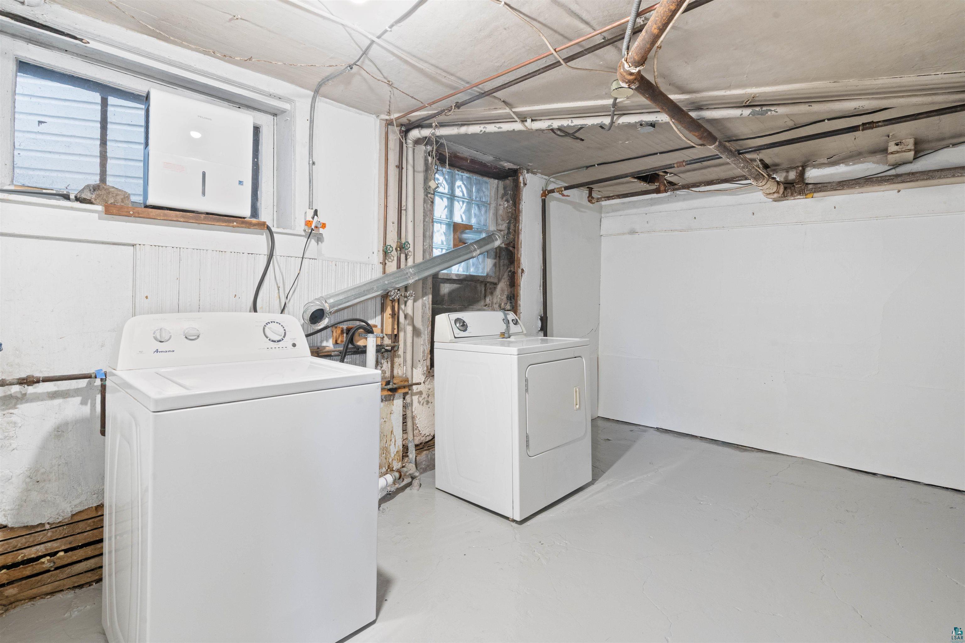1931 E Superior St, Duluth, MN 55812 Listing Photo  28