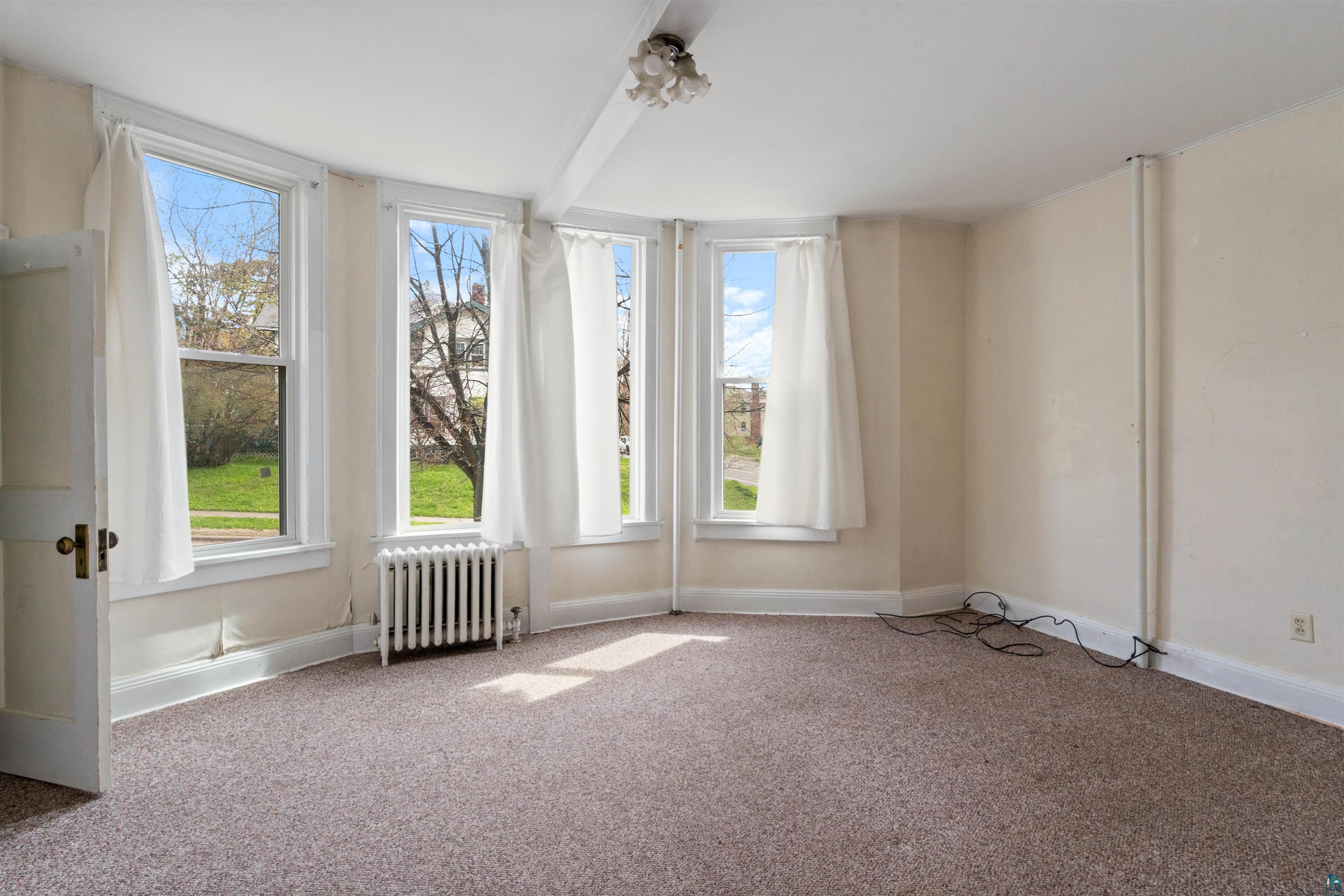 1931 E Superior St, Duluth, MN 55812 Listing Photo  6