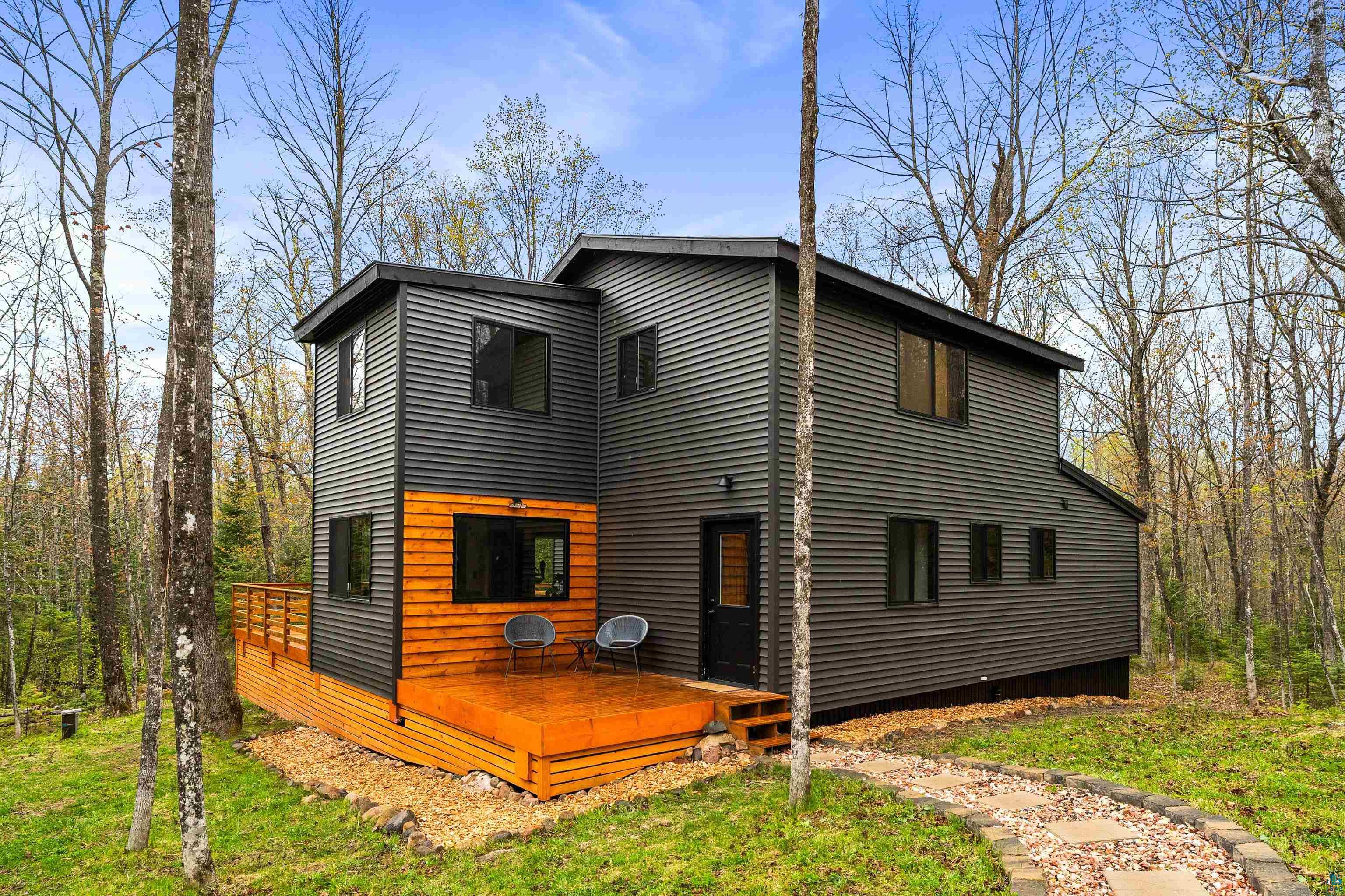 5915 Old Miller Trunk Hwy, Duluth, MN 55811 Listing Photo  1