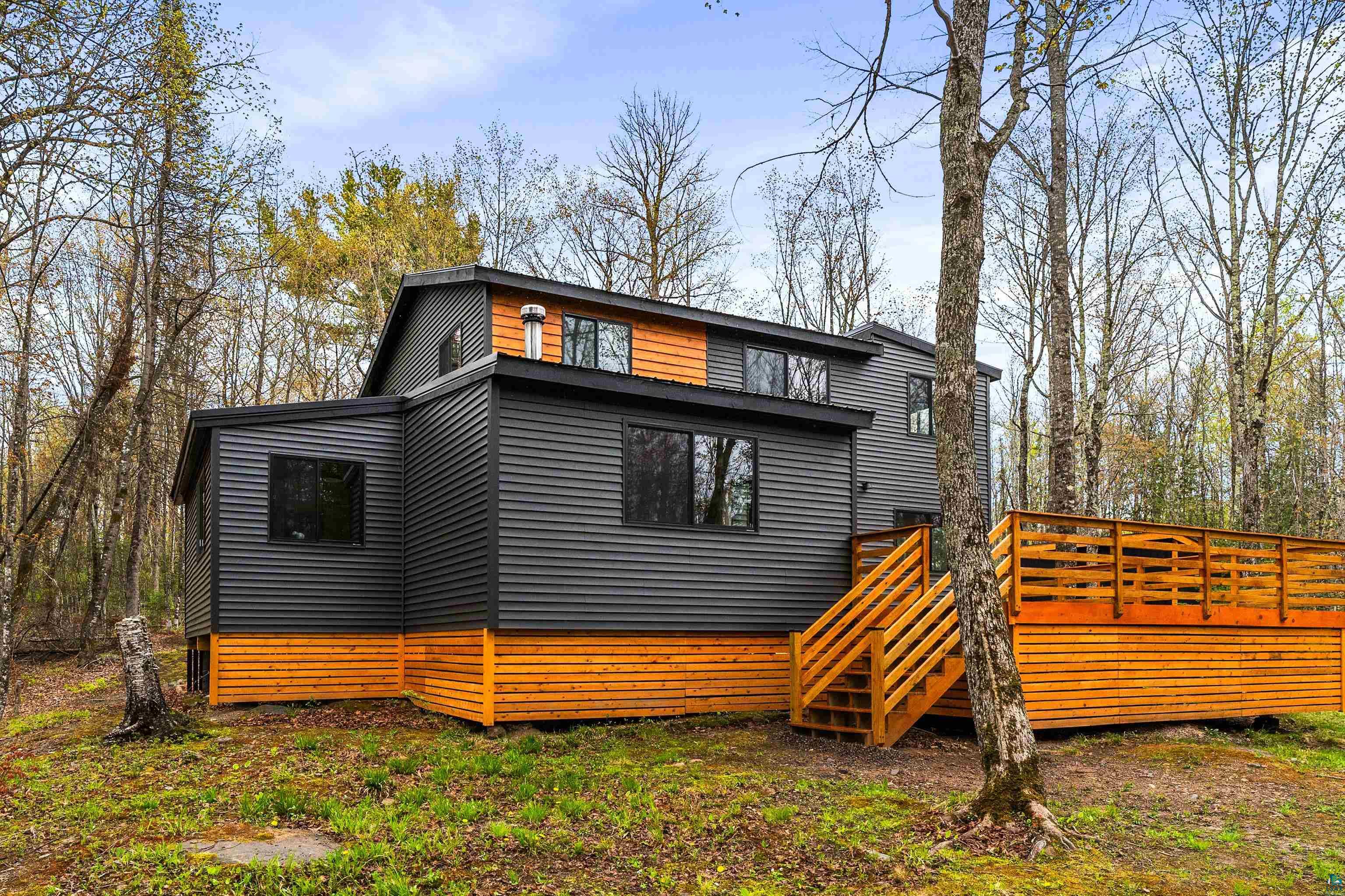 5915 Old Miller Trunk Hwy, Duluth, MN 55811 Listing Photo  2