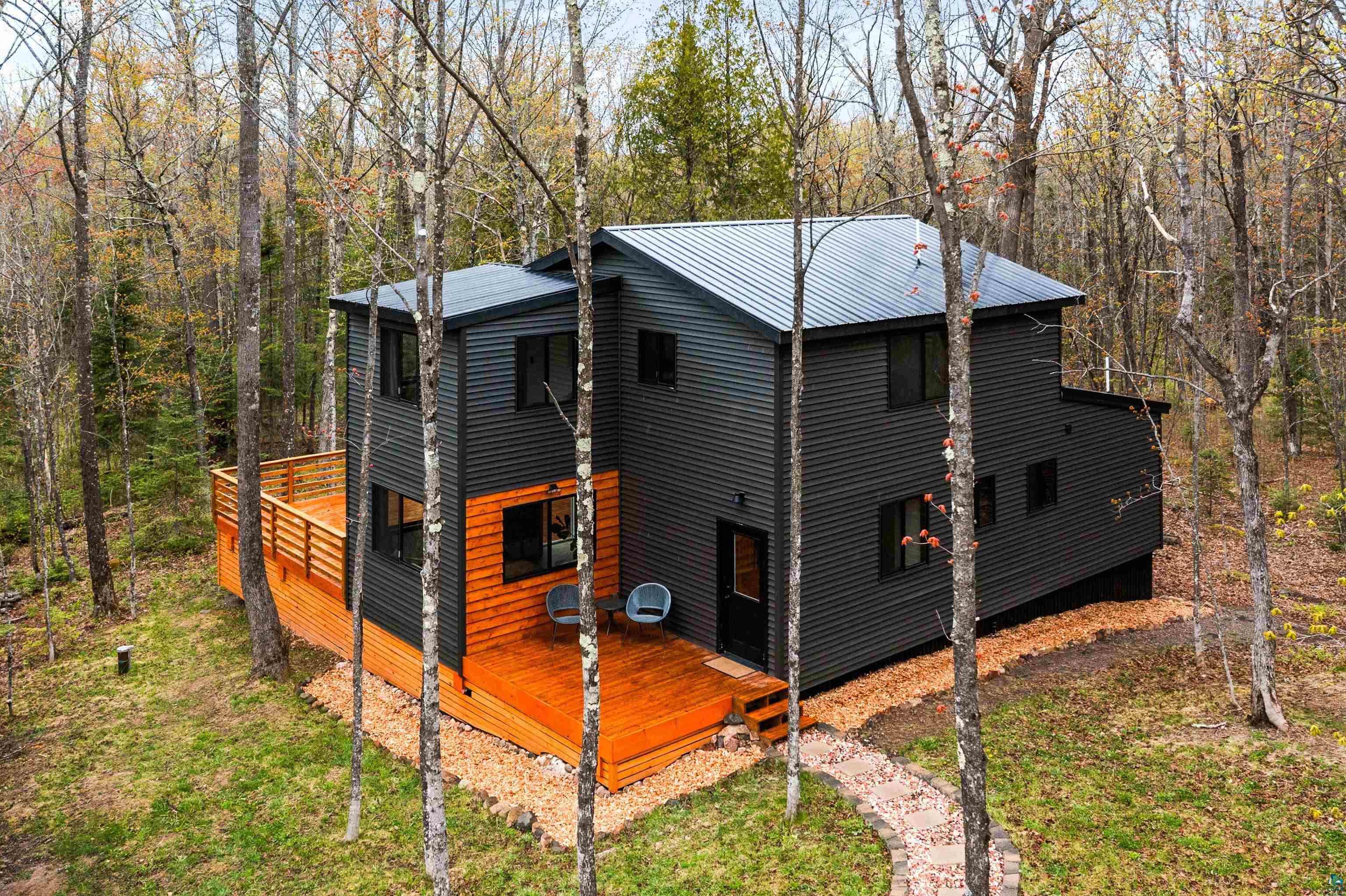 5915 Old Miller Trunk Hwy, Duluth, MN 55811 Listing Photo  5