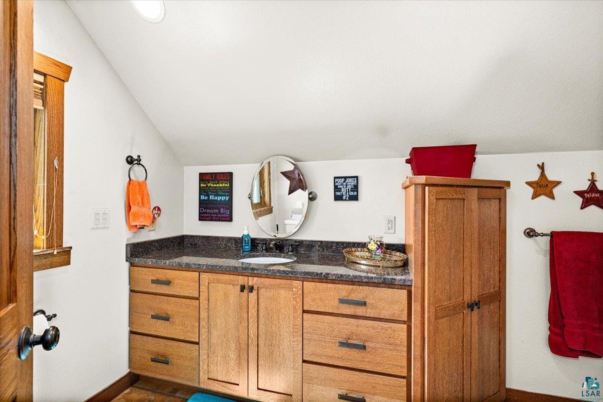 1305 Harbor Hills Dr, Two Harbors, MN 55616 Listing Photo  19
