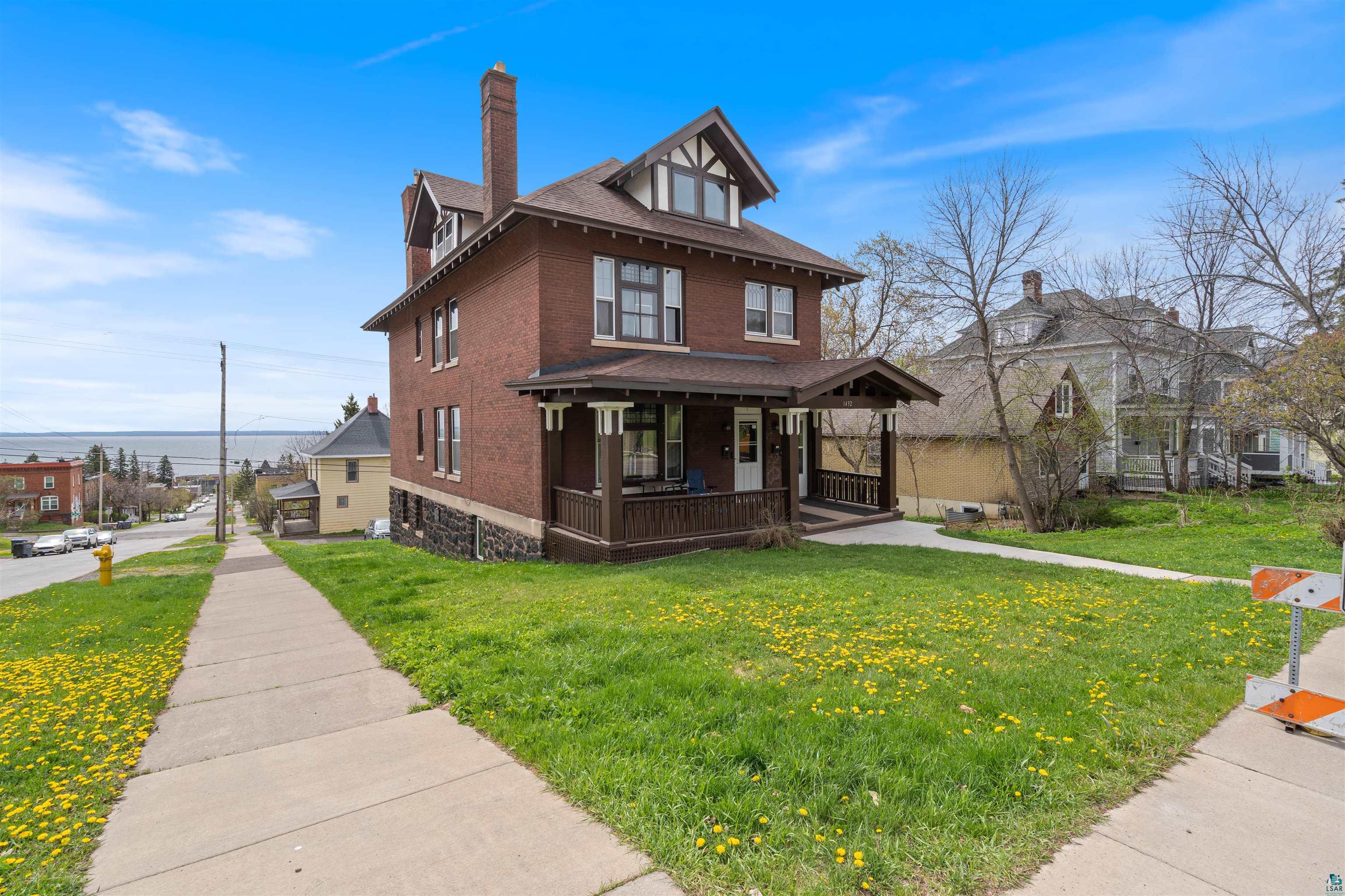 1432 E 4th St, Duluth, MN 55805 Listing Photo  2