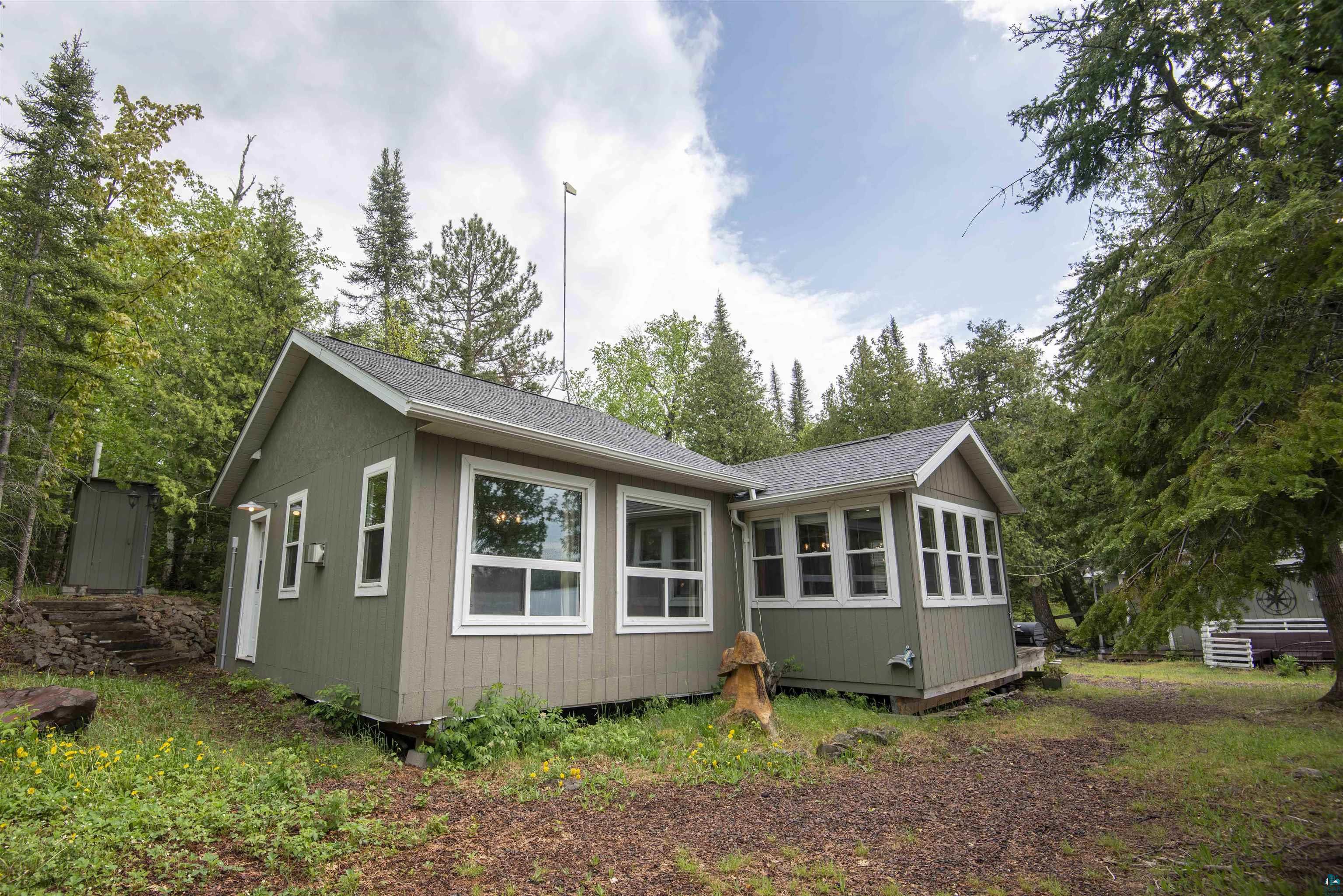 89 Boulder Blvd, Hovland, MN 55606 Listing Photo  2