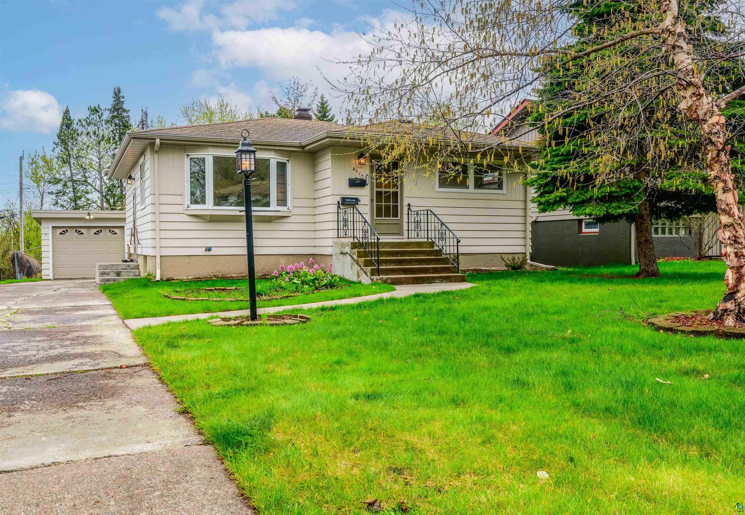 5014 Avondale St, Duluth, MN 55804 Listing Photo  1
