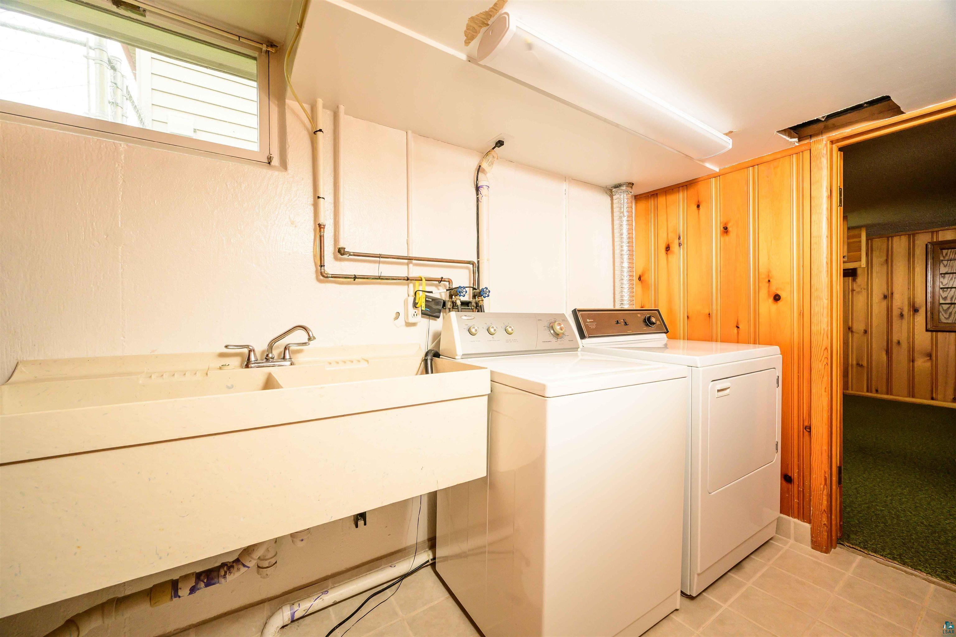 5014 Avondale St, Duluth, MN 55804 Listing Photo  44