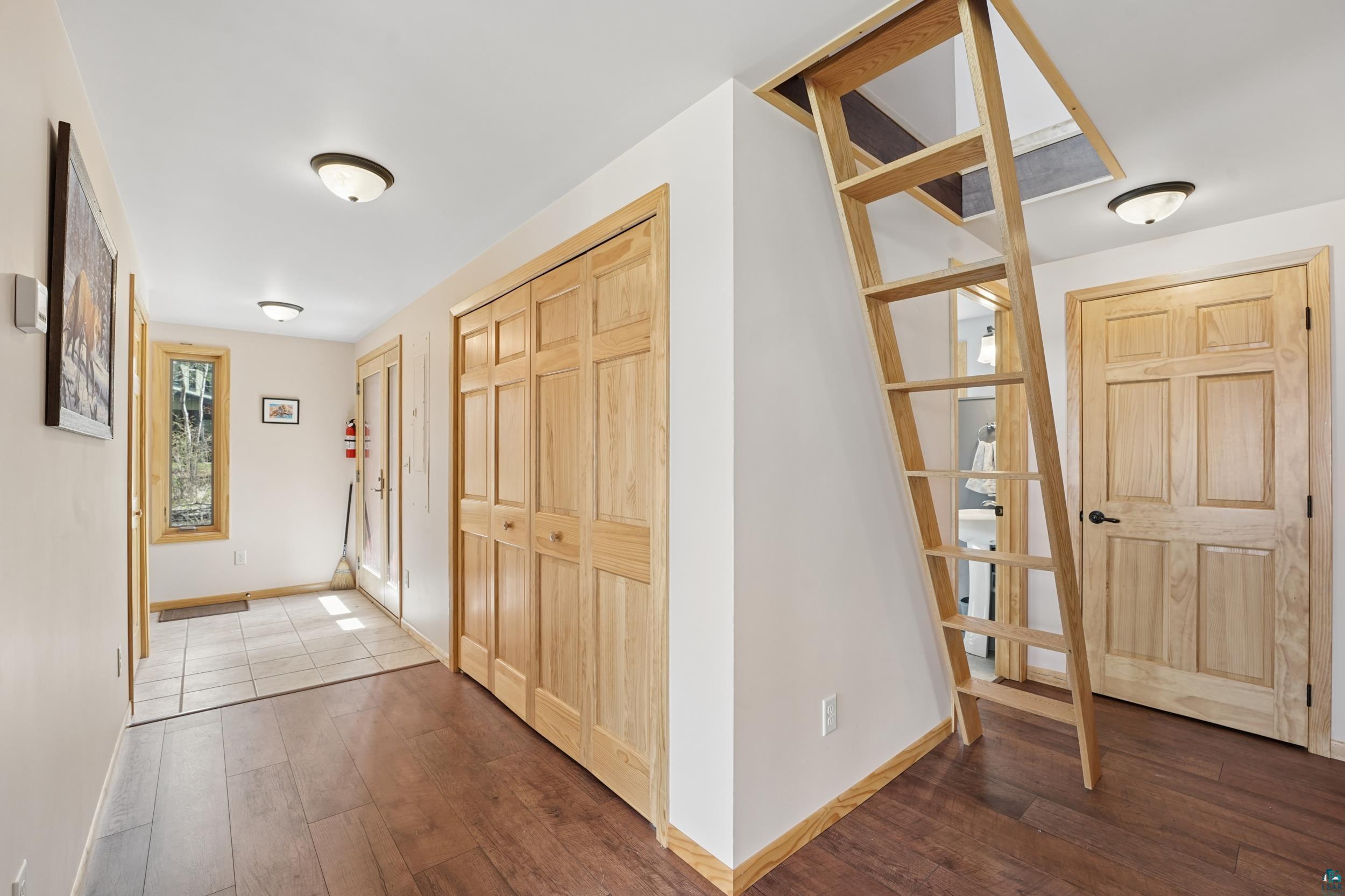 89095 W Romans Point Rd, Cornucopia, WI 54827 Listing Photo  17