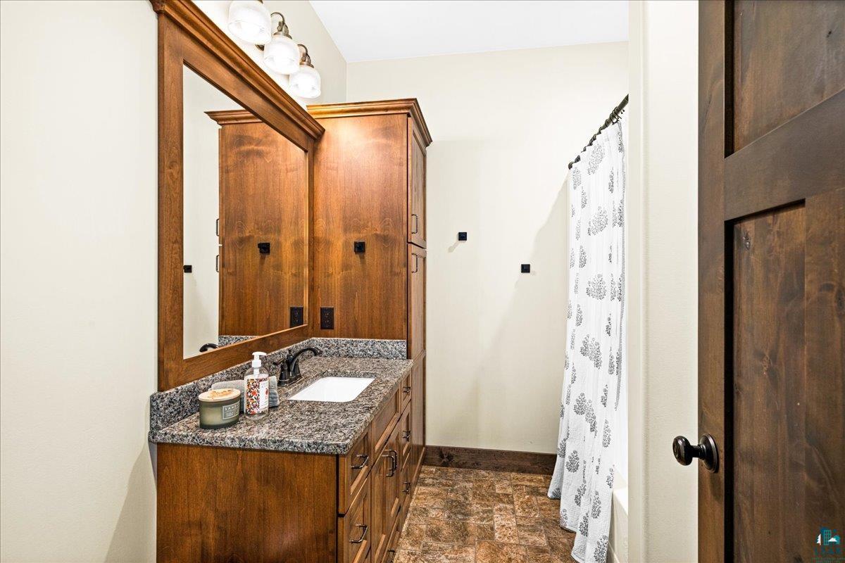 6364 Bergquist Rd, Duluth, MN 55804 Listing Photo  29