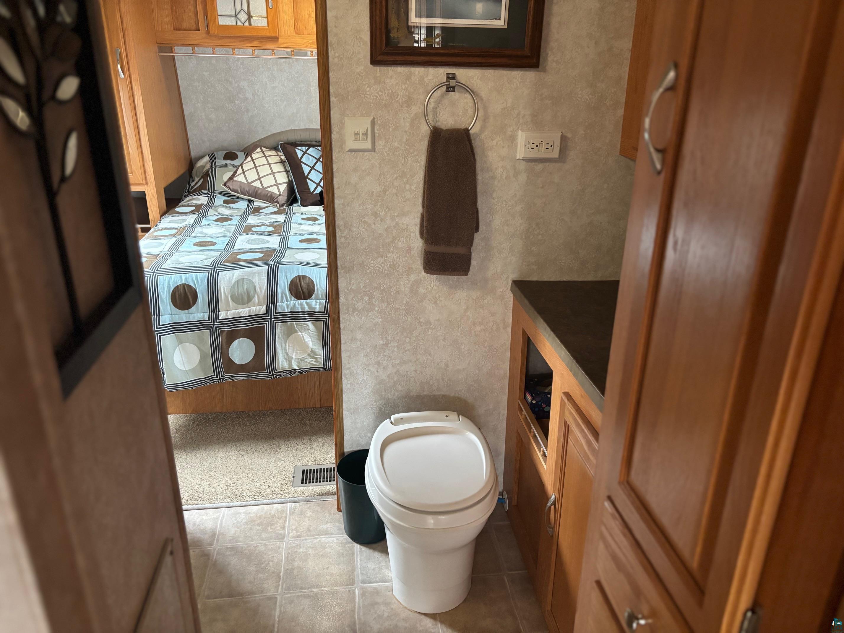 992 Nemadji River Rd, Holyoke, MN 55749 Listing Photo  38