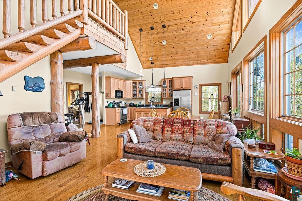 4087 Loggers Tr, Two Harbors, MN 55616 Listing Photo  11