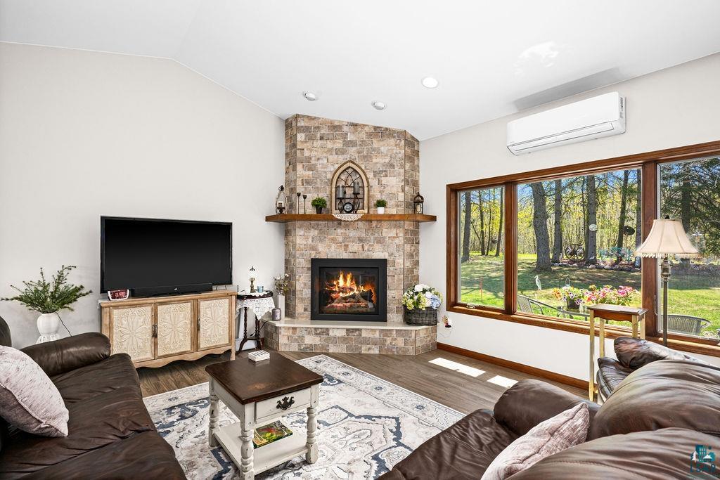 3607 Piedmont Ave, Duluth, MN 55811 Listing Photo  10