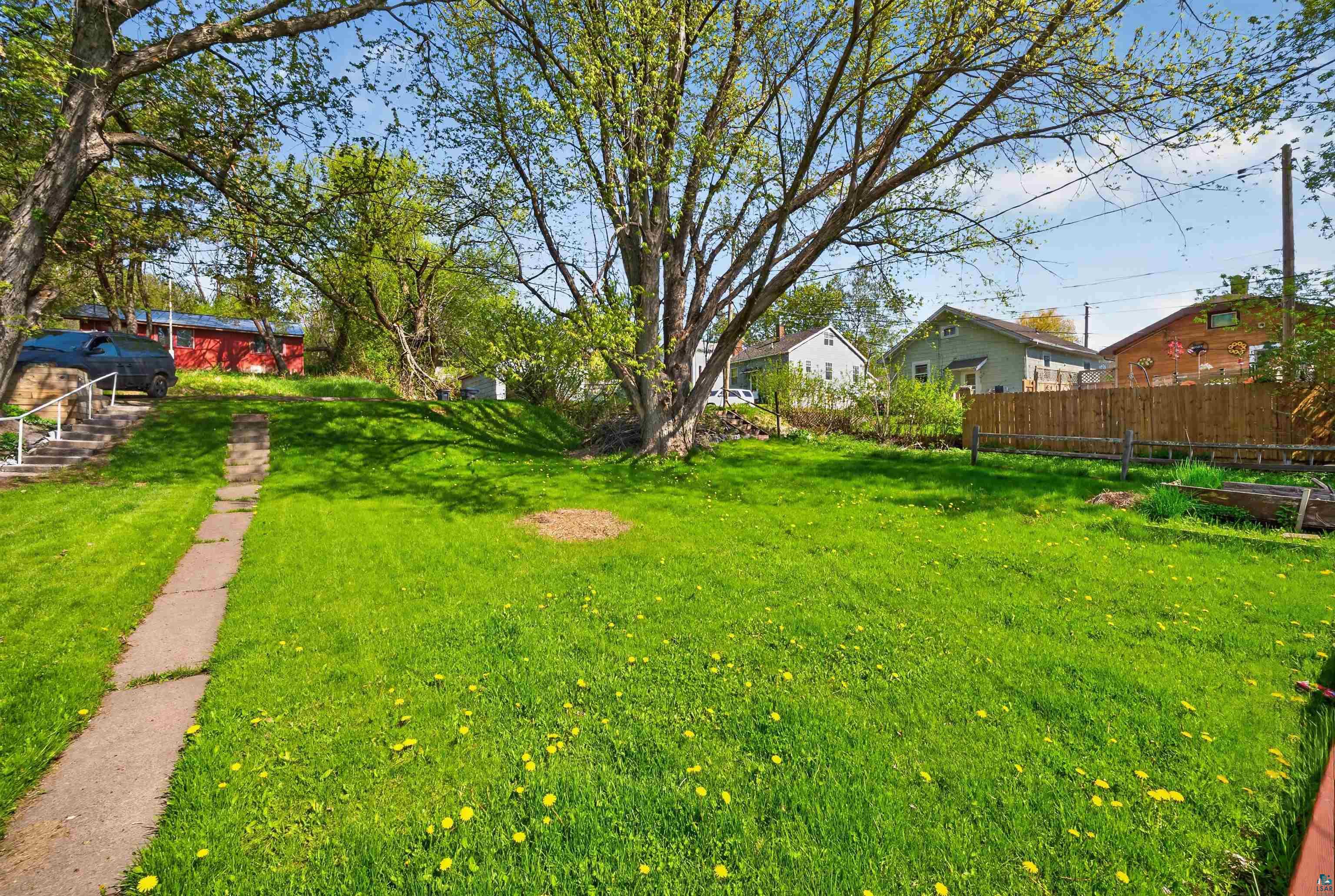 2711 W 9th St, Duluth, MN 55806 Listing Photo  32
