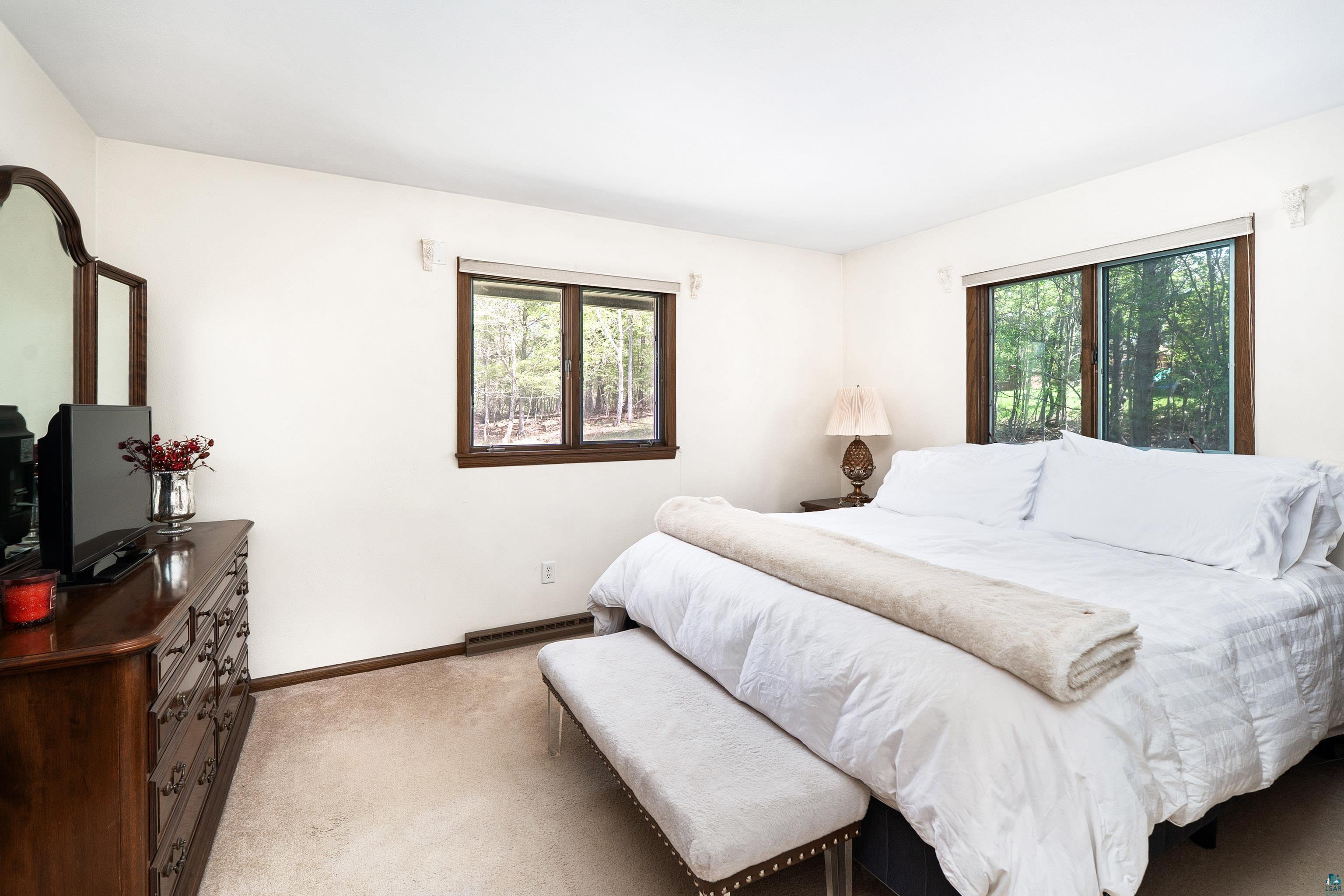 2144 Harvard Ave, Duluth, MN 55803 Listing Photo  24