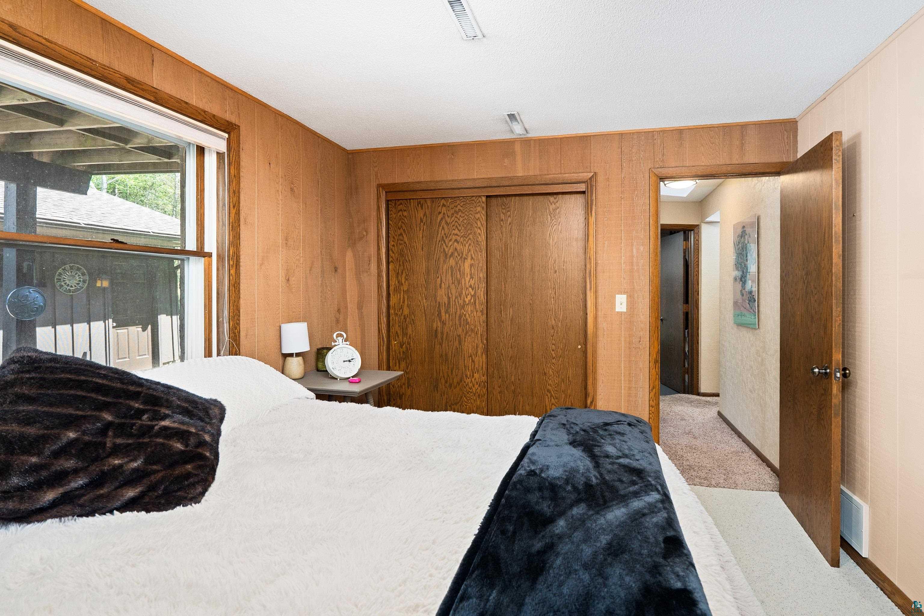 2144 Harvard Ave, Duluth, MN 55803 Listing Photo  39
