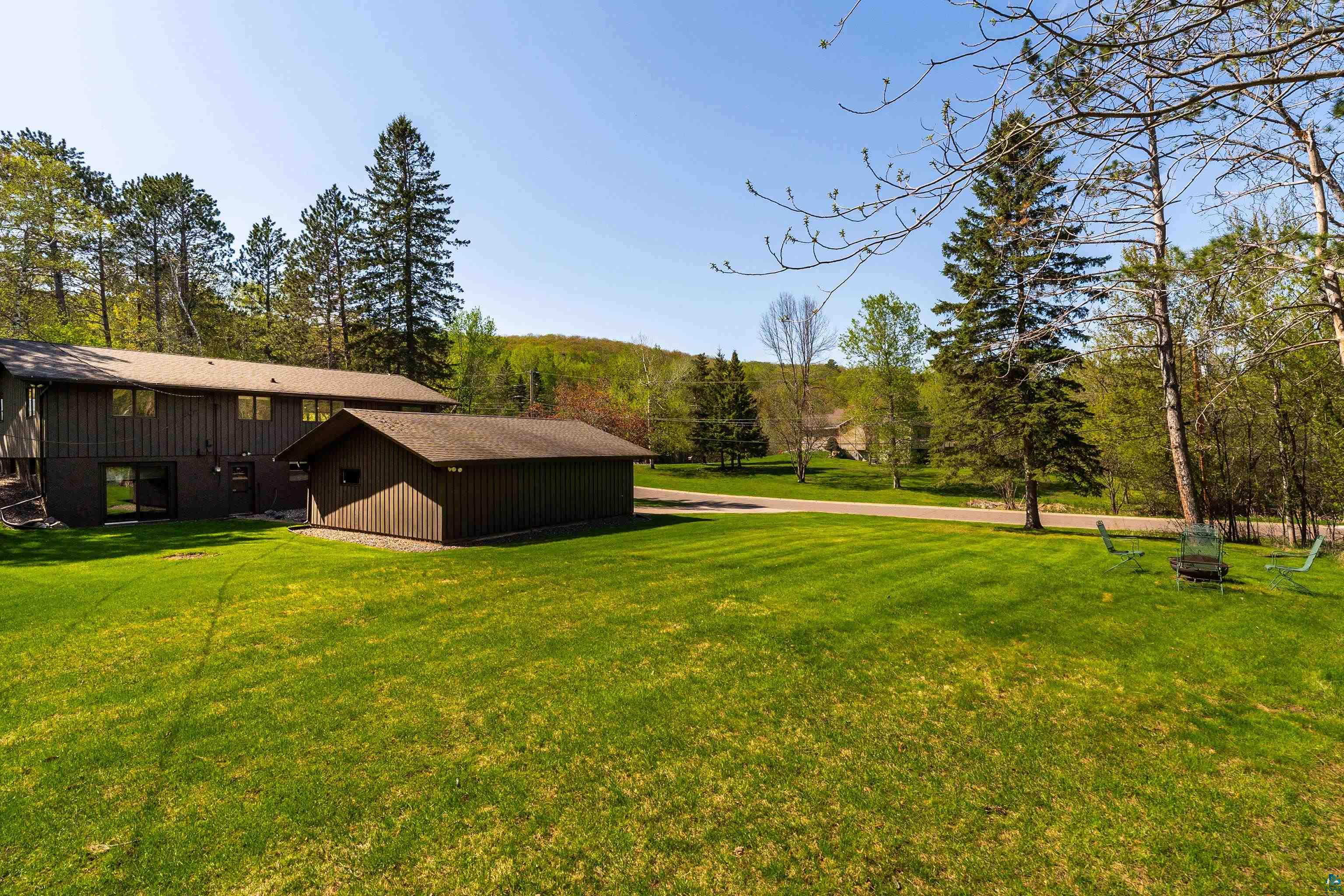 2144 Harvard Ave, Duluth, MN 55803 Listing Photo  51