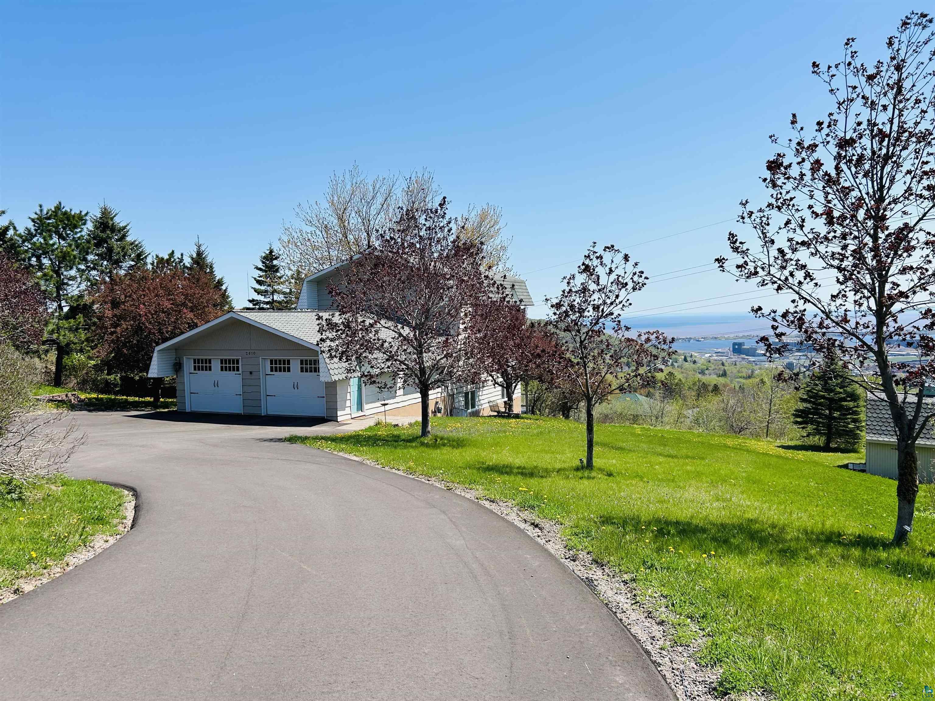 2810 Exhibition Dr, Duluth, MN 55811 Listing Photo  1