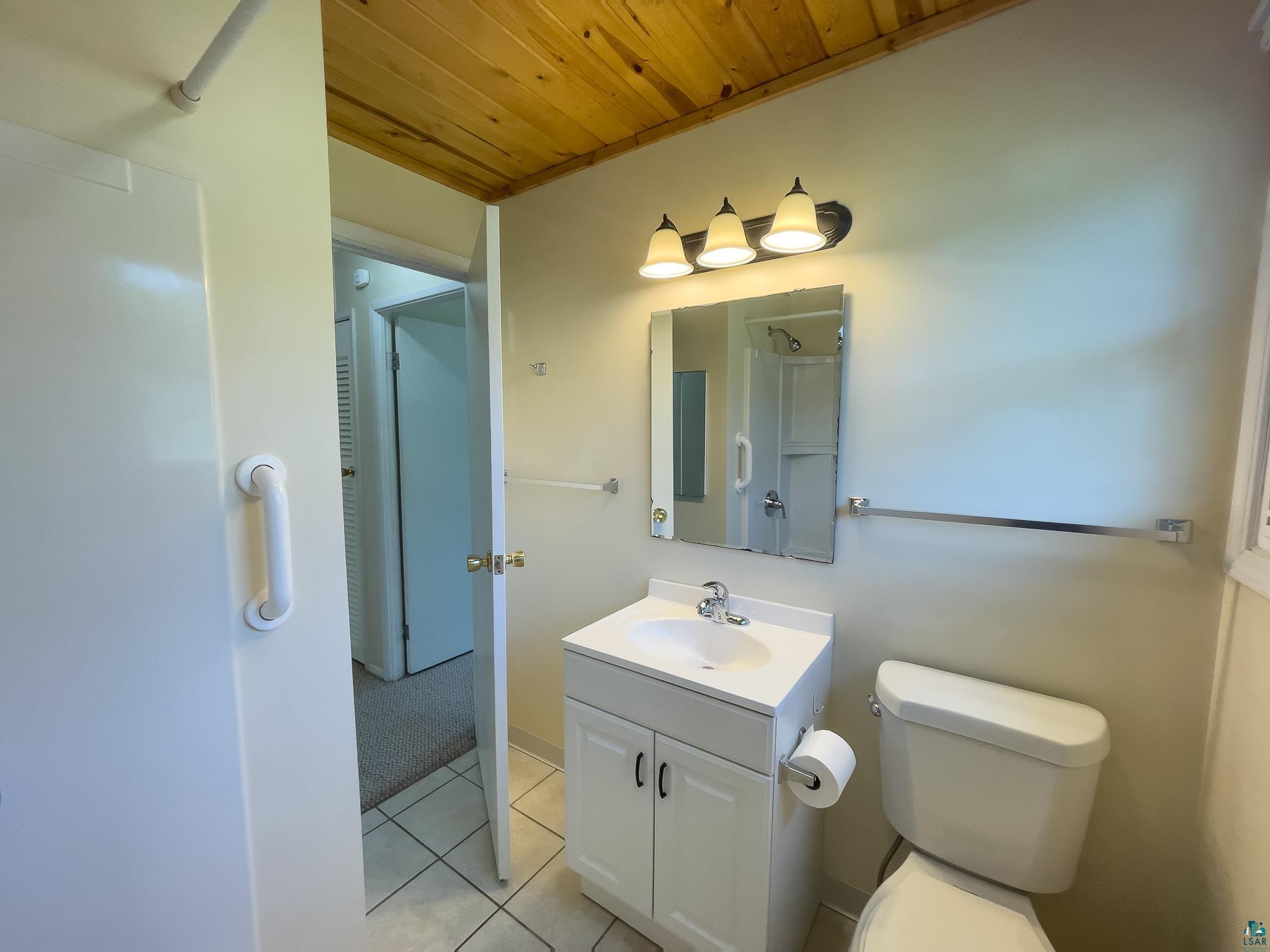 53 Banks Blvd, Silver Bay, MN 55614 Listing Photo  11