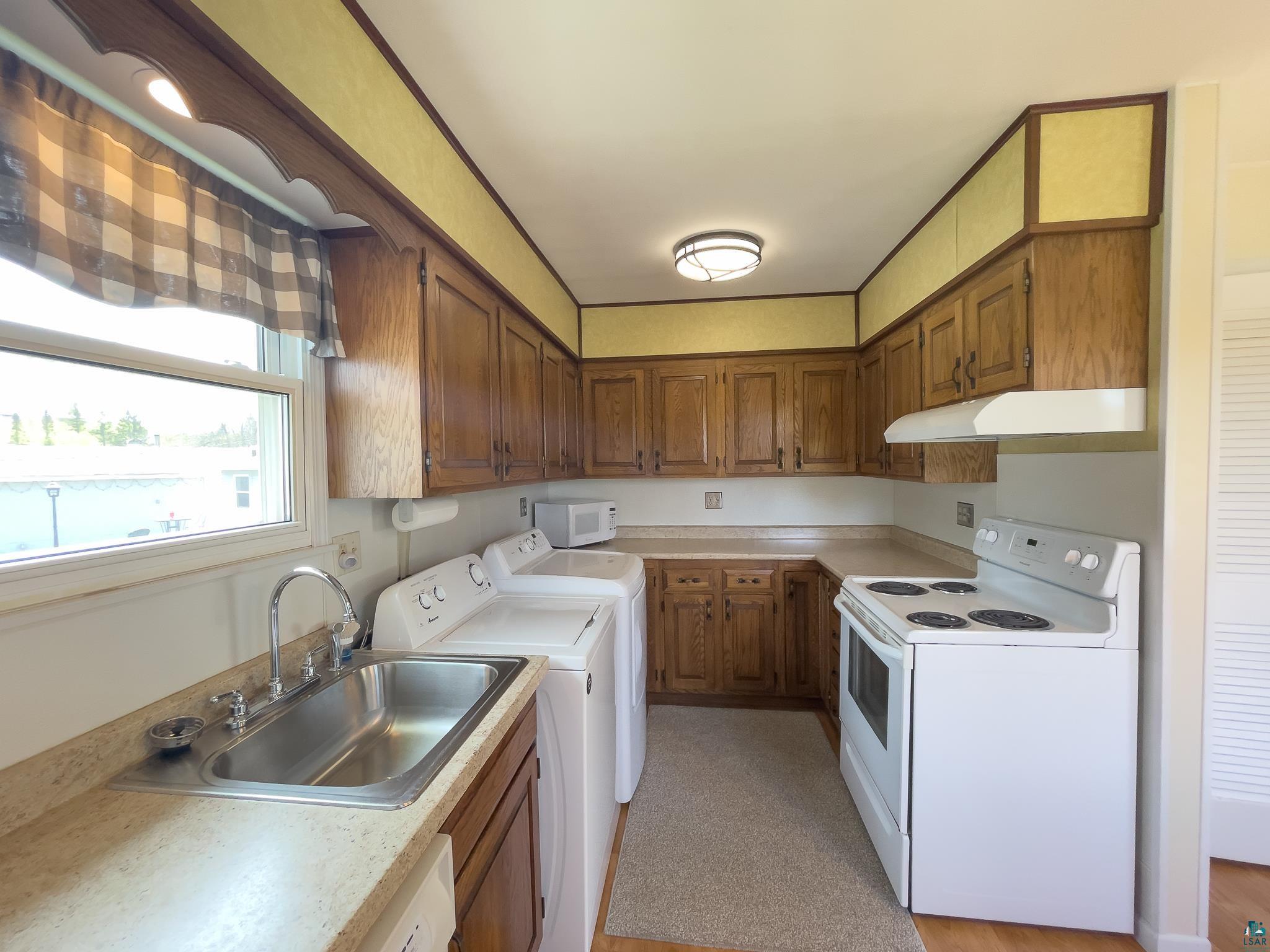 53 Banks Blvd, Silver Bay, MN 55614 Listing Photo  19