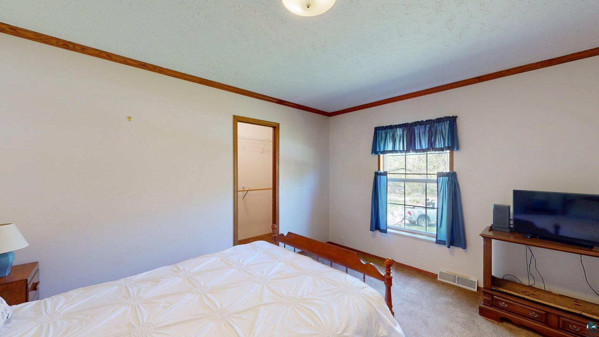 10676 Hillcrest Dr, Orr, MN 55771 Listing Photo  27