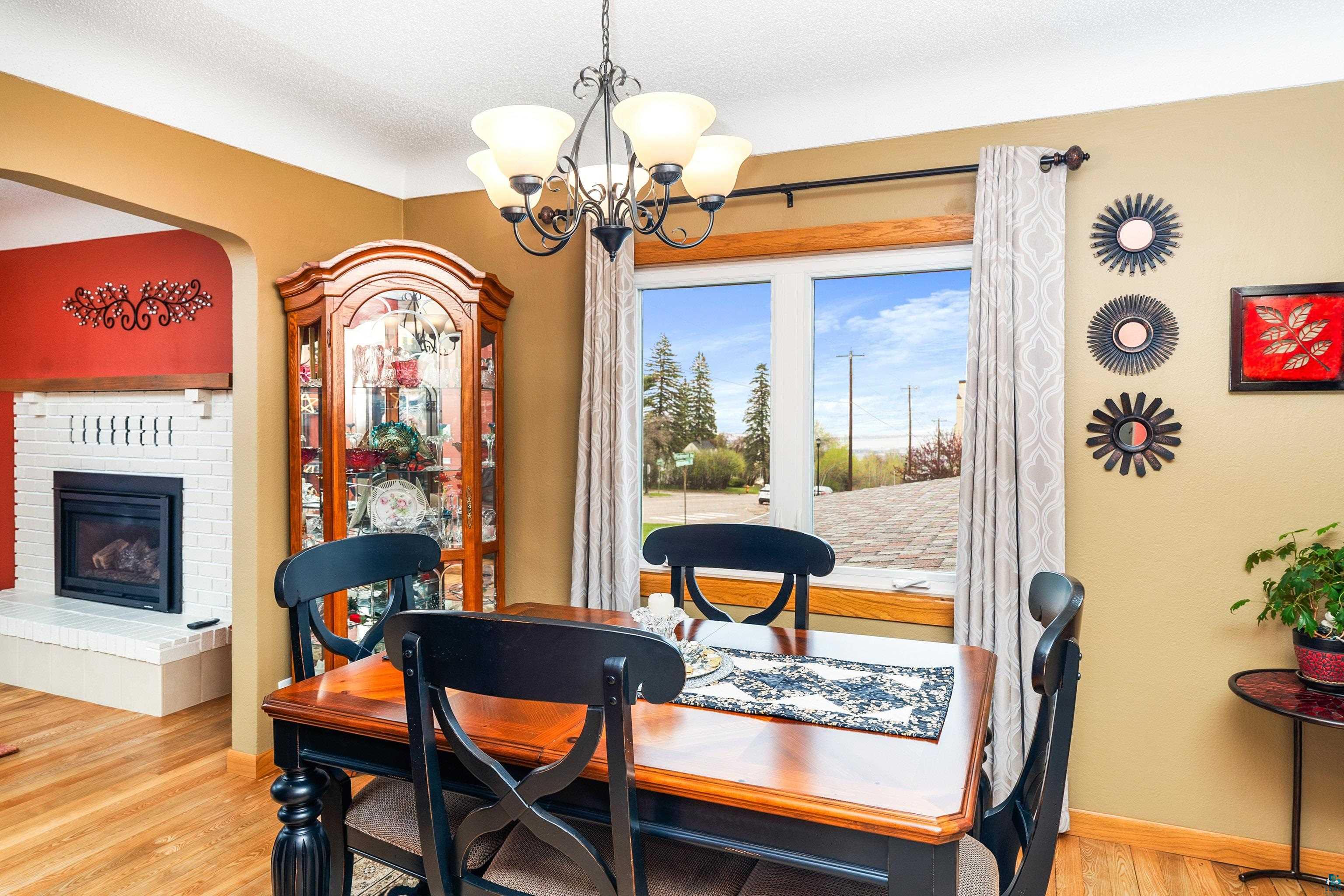 1815 Piedmont Ave, Duluth, MN 55811 Listing Photo  18