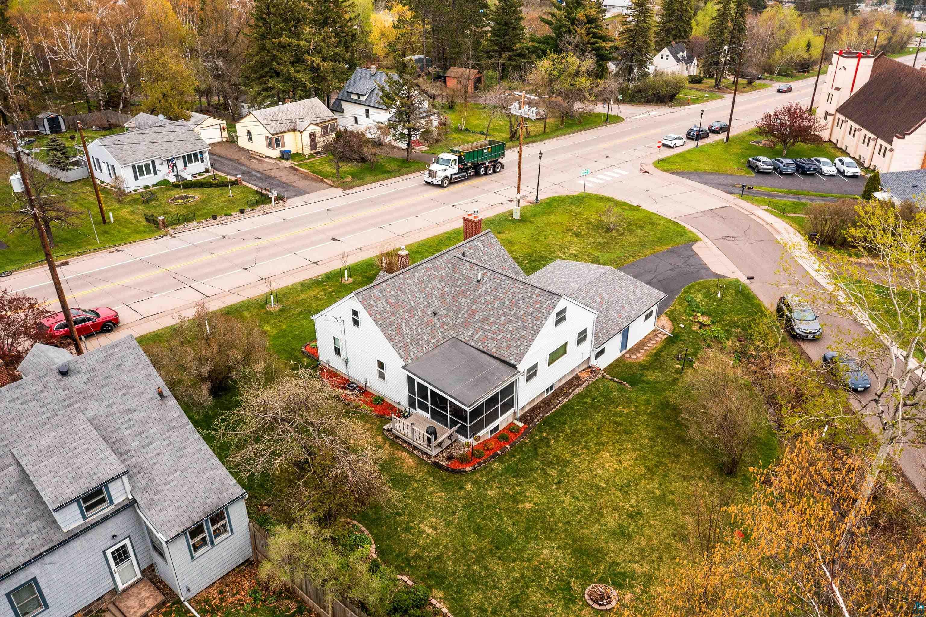 1815 Piedmont Ave, Duluth, MN 55811 Listing Photo  63