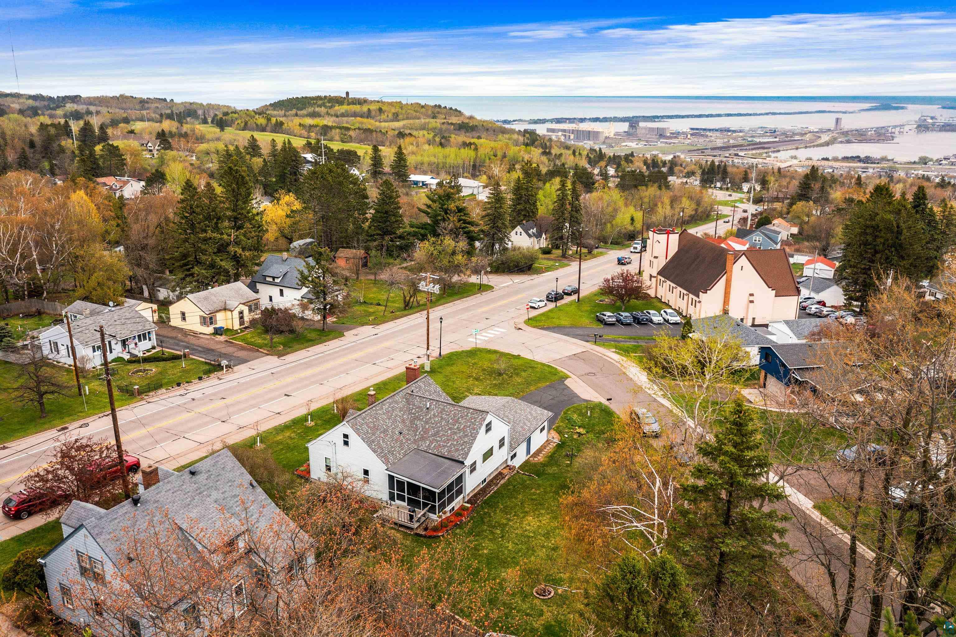 1815 Piedmont Ave, Duluth, MN 55811 Listing Photo  69