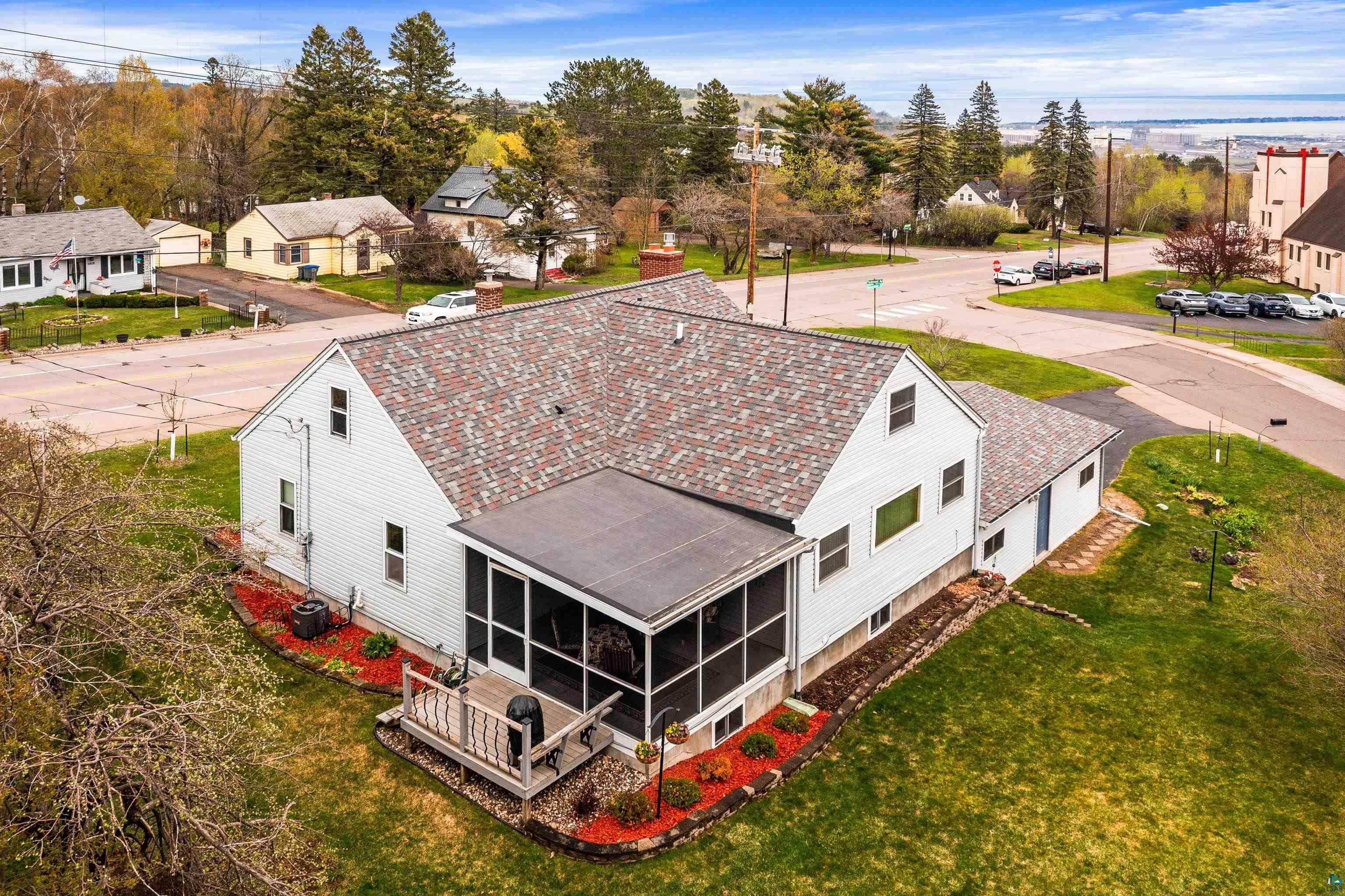 1815 Piedmont Ave, Duluth, MN 55811 Listing Photo  71