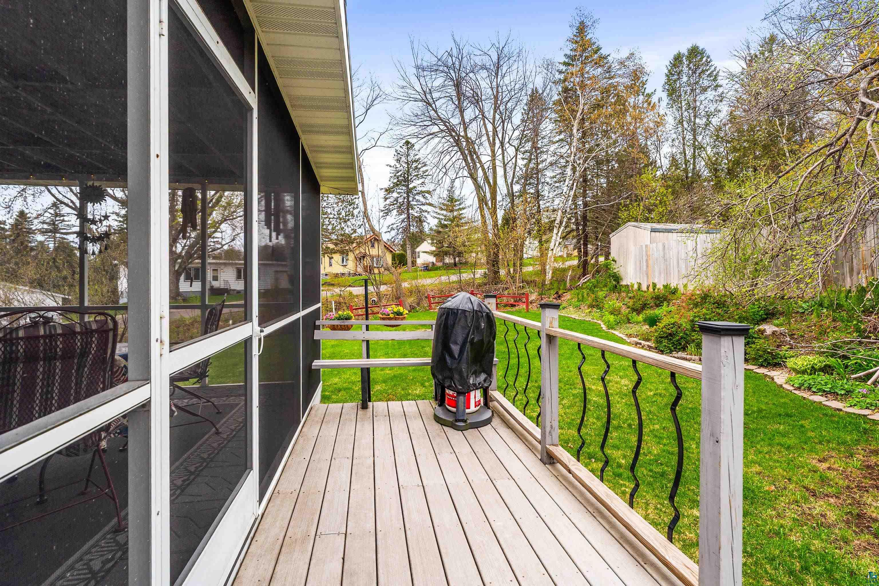 1815 Piedmont Ave, Duluth, MN 55811 Listing Photo  76