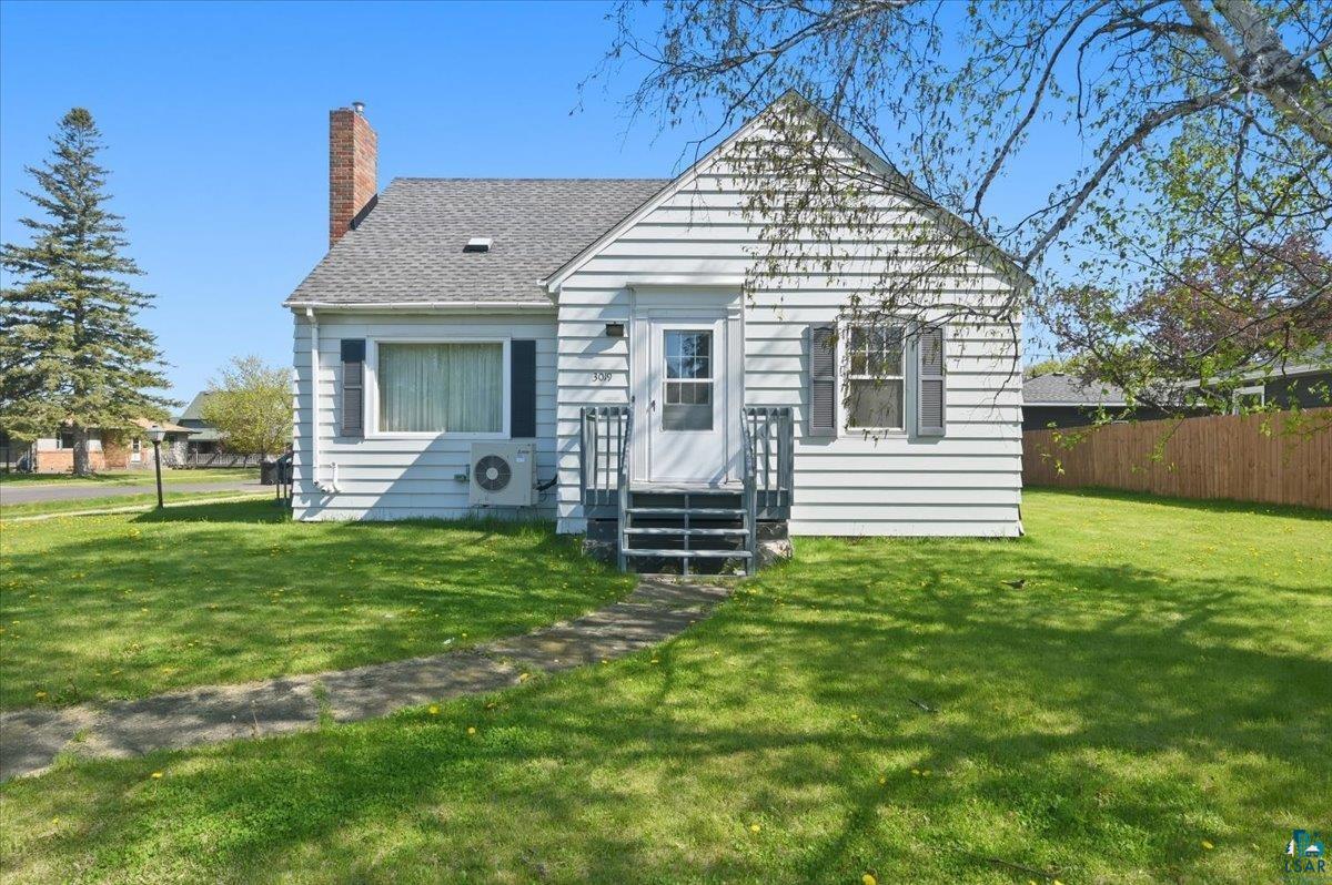 3019 N 21st St, Superior, WI 54880 Listing Photo  1