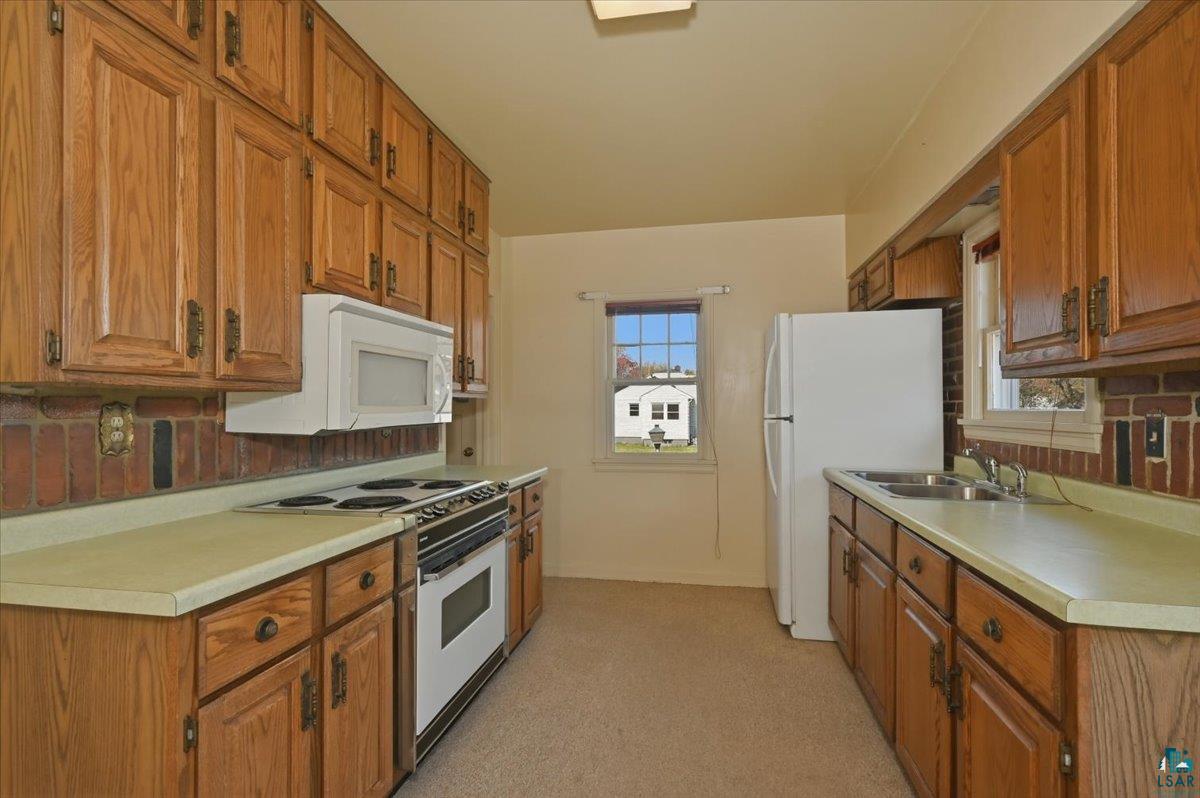 3019 N 21st St, Superior, WI 54880 Listing Photo  5