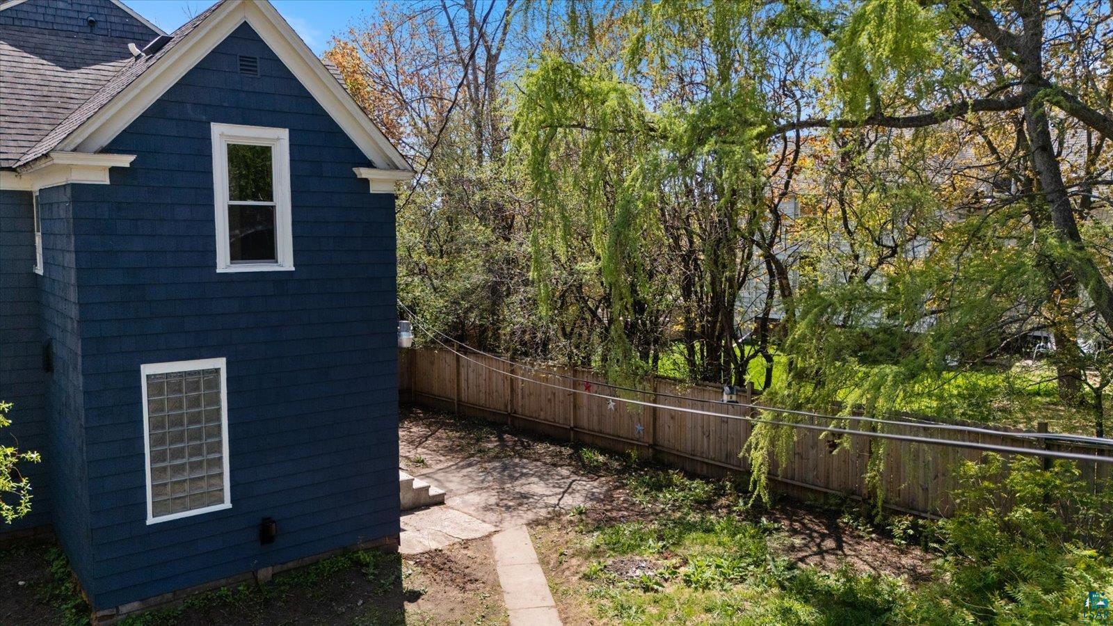 5611 London Rd, Duluth, MN 55804 Listing Photo  45