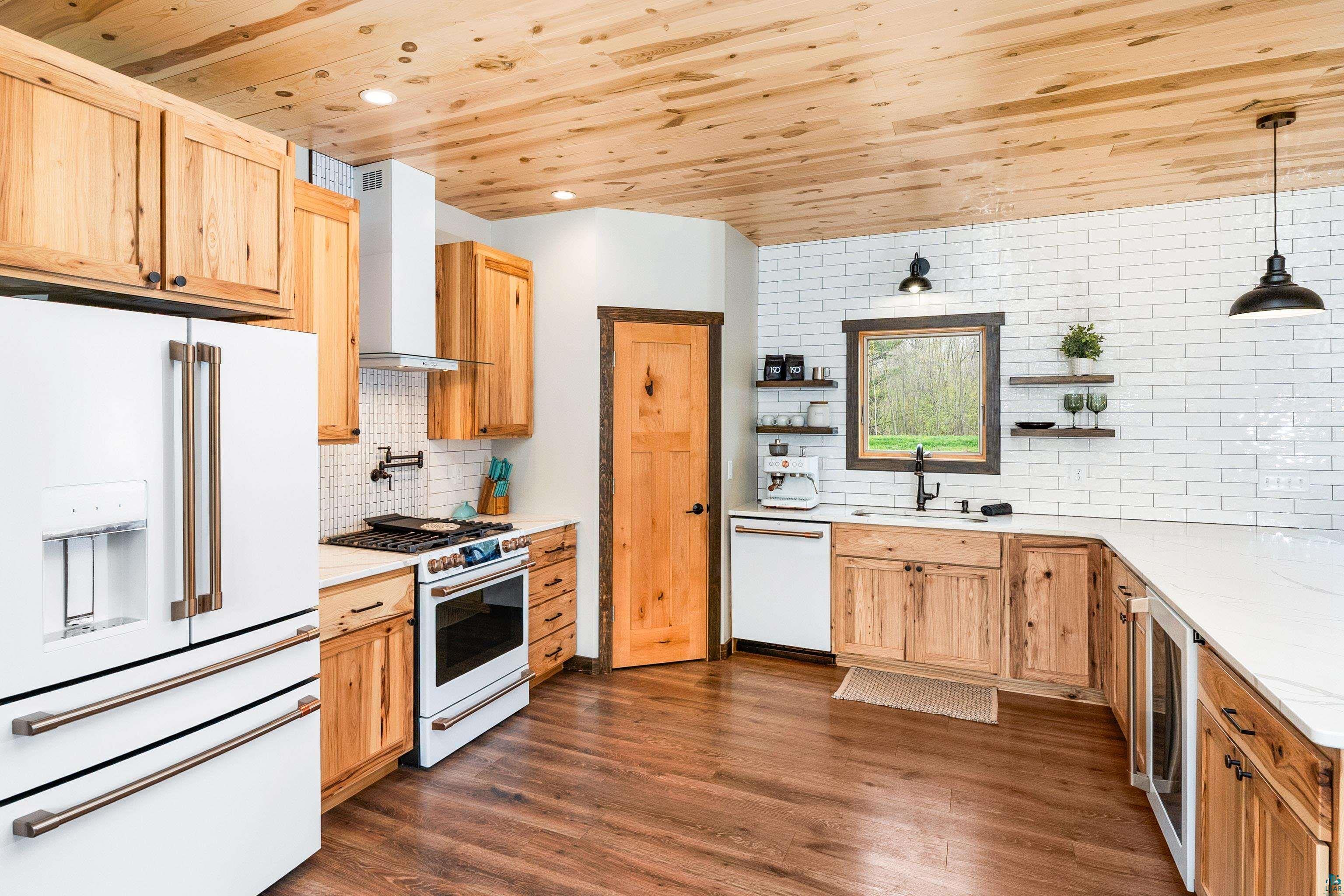 3951 Fairview Rd, Duluth, MN 55803 Listing Photo  16