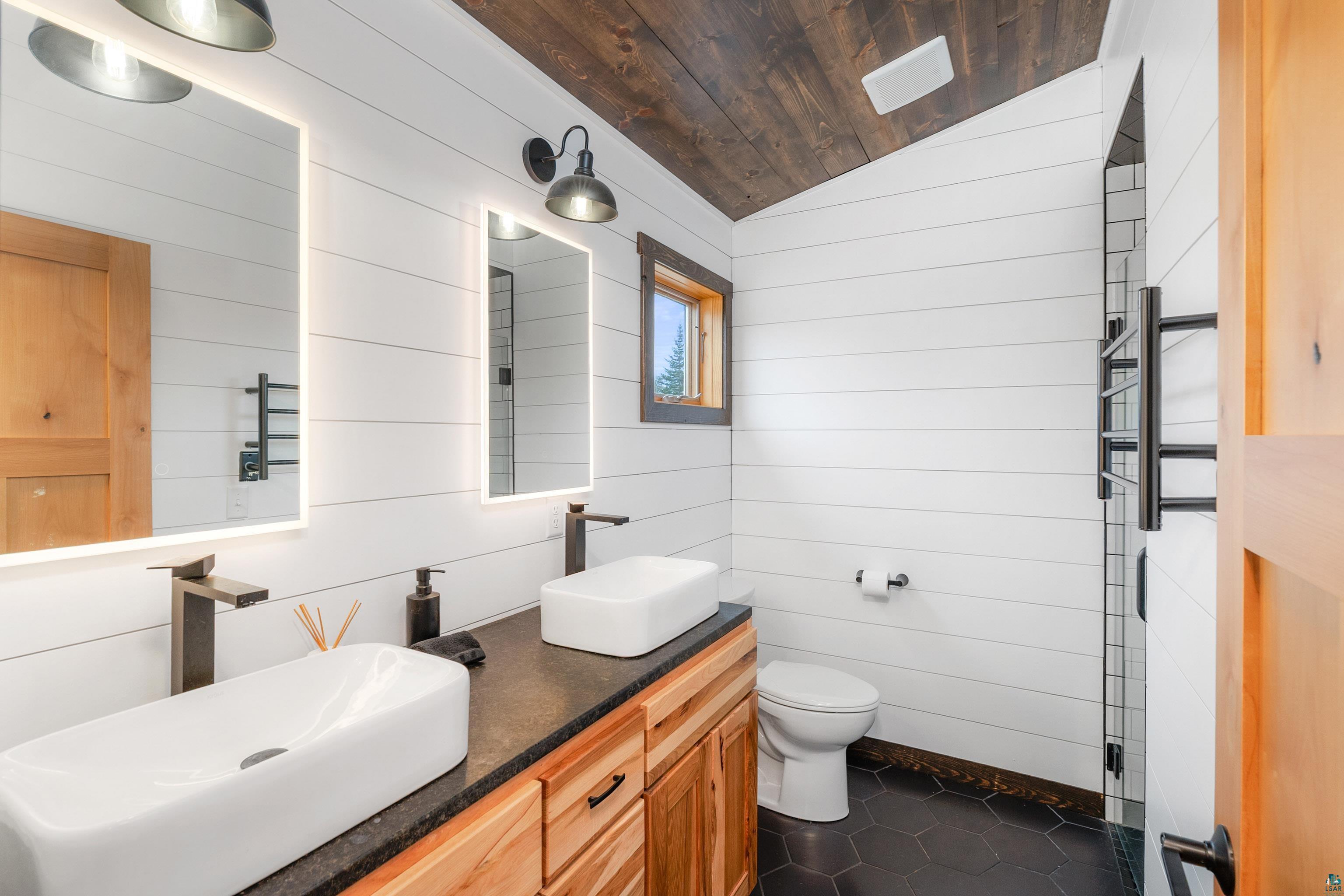 3951 Fairview Rd, Duluth, MN 55803 Listing Photo  25