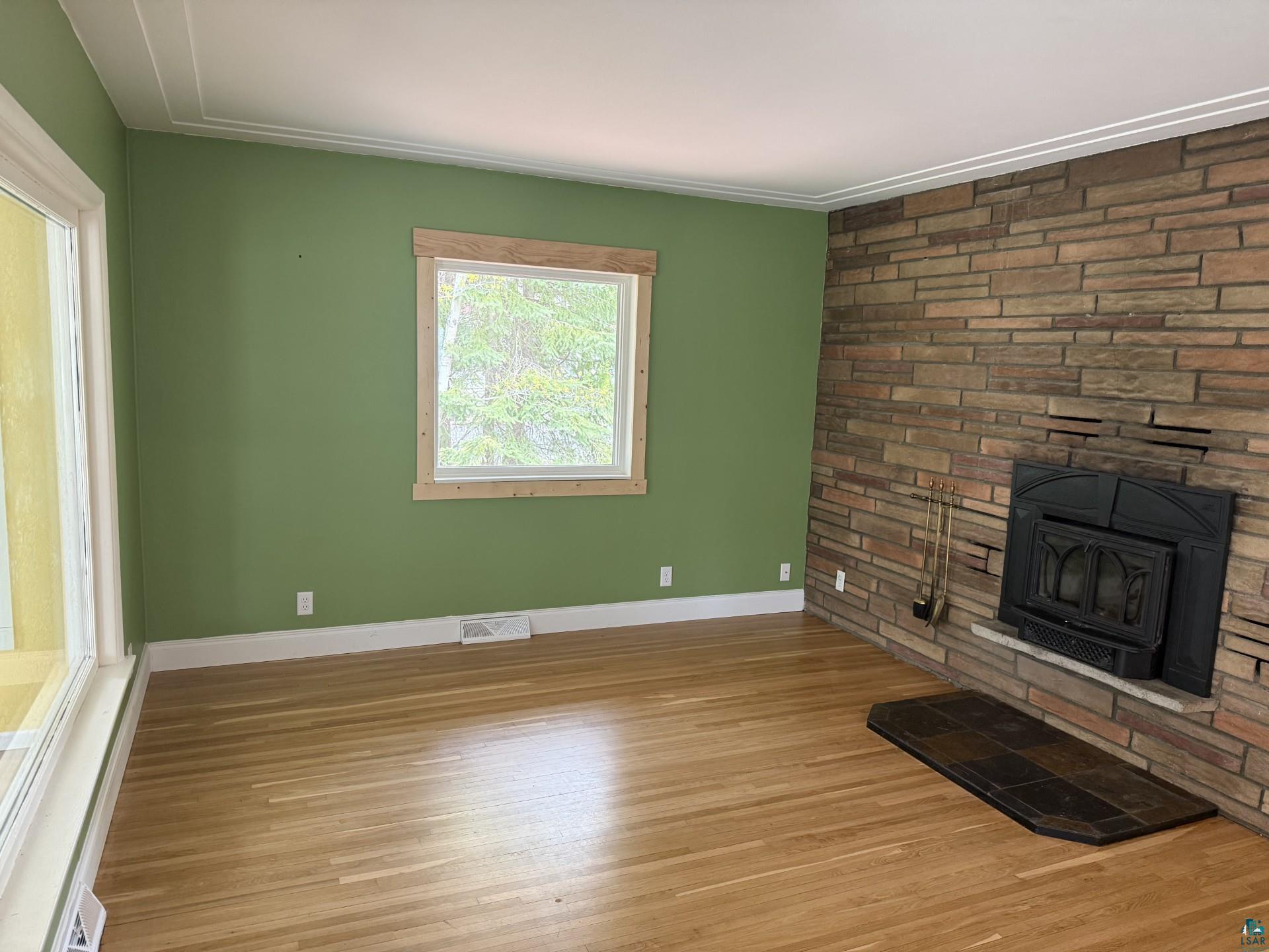3722 E 4th St, Duluth, MN 55804 Listing Photo  3