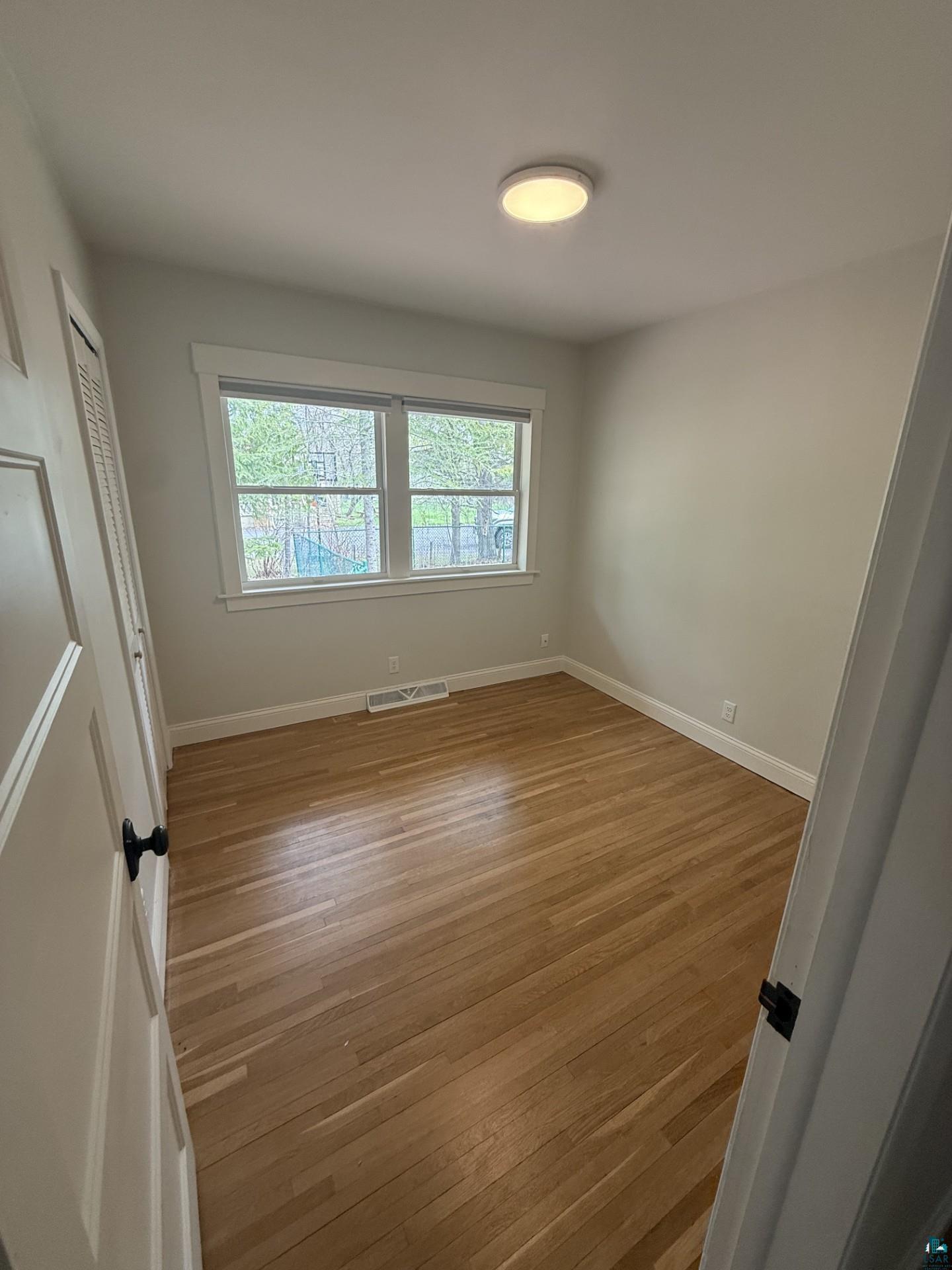 3722 E 4th St, Duluth, MN 55804 Listing Photo  5