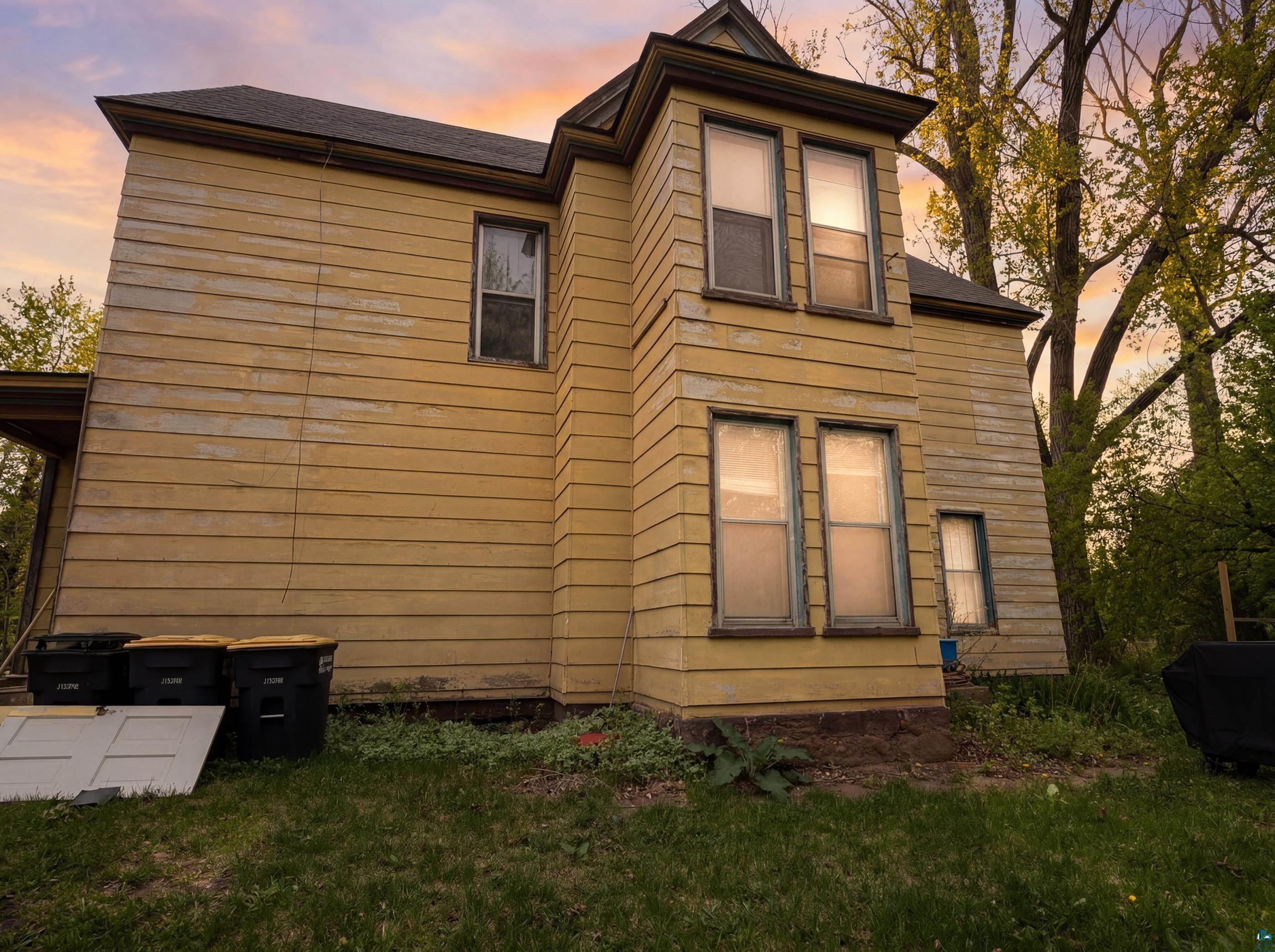 507 Chapple Ave, Ashland, WI 54806 Listing Photo  2