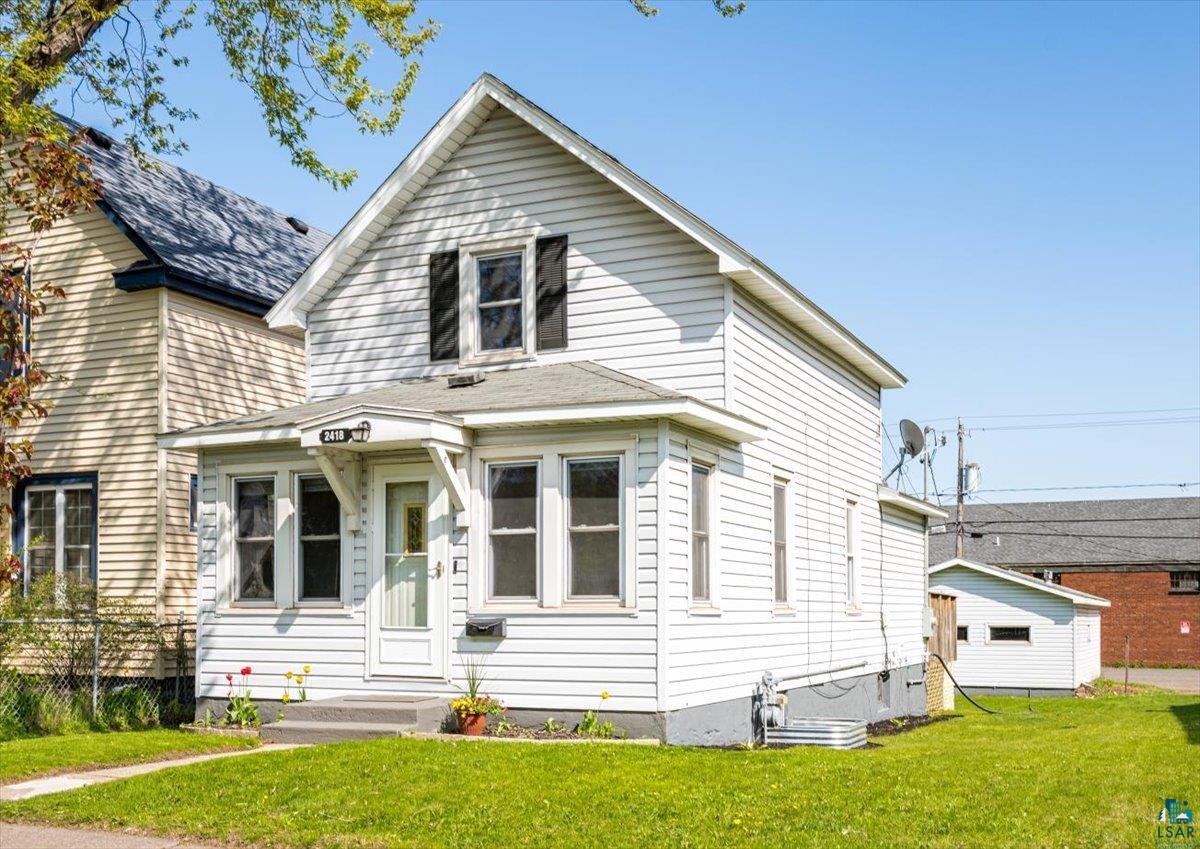 2418 W 2nd St, Duluth, MN 55806 Listing Photo  1