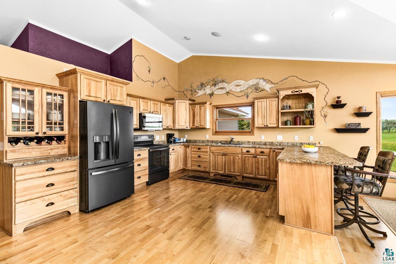 116 Meadowbrook Ln, Esko, MN 55733 Listing Photo  17