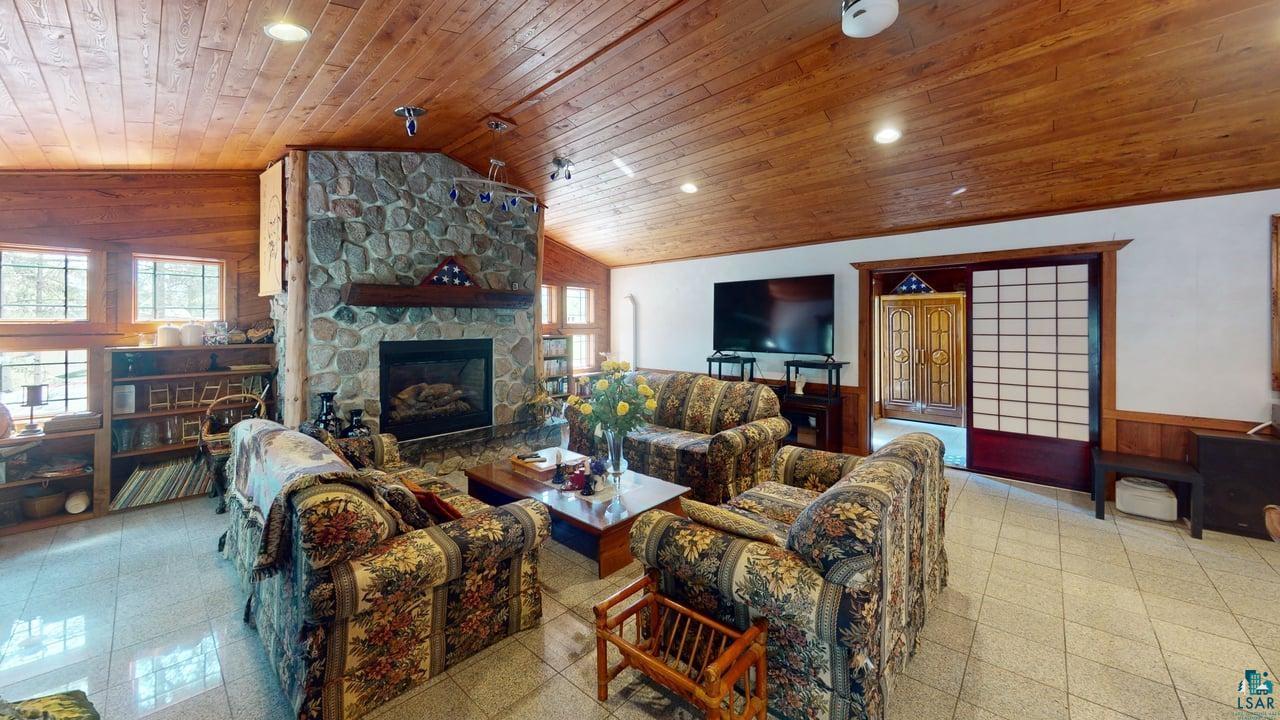 1505 Moorhead Rd, Cloquet, MN 55720 Listing Photo  3