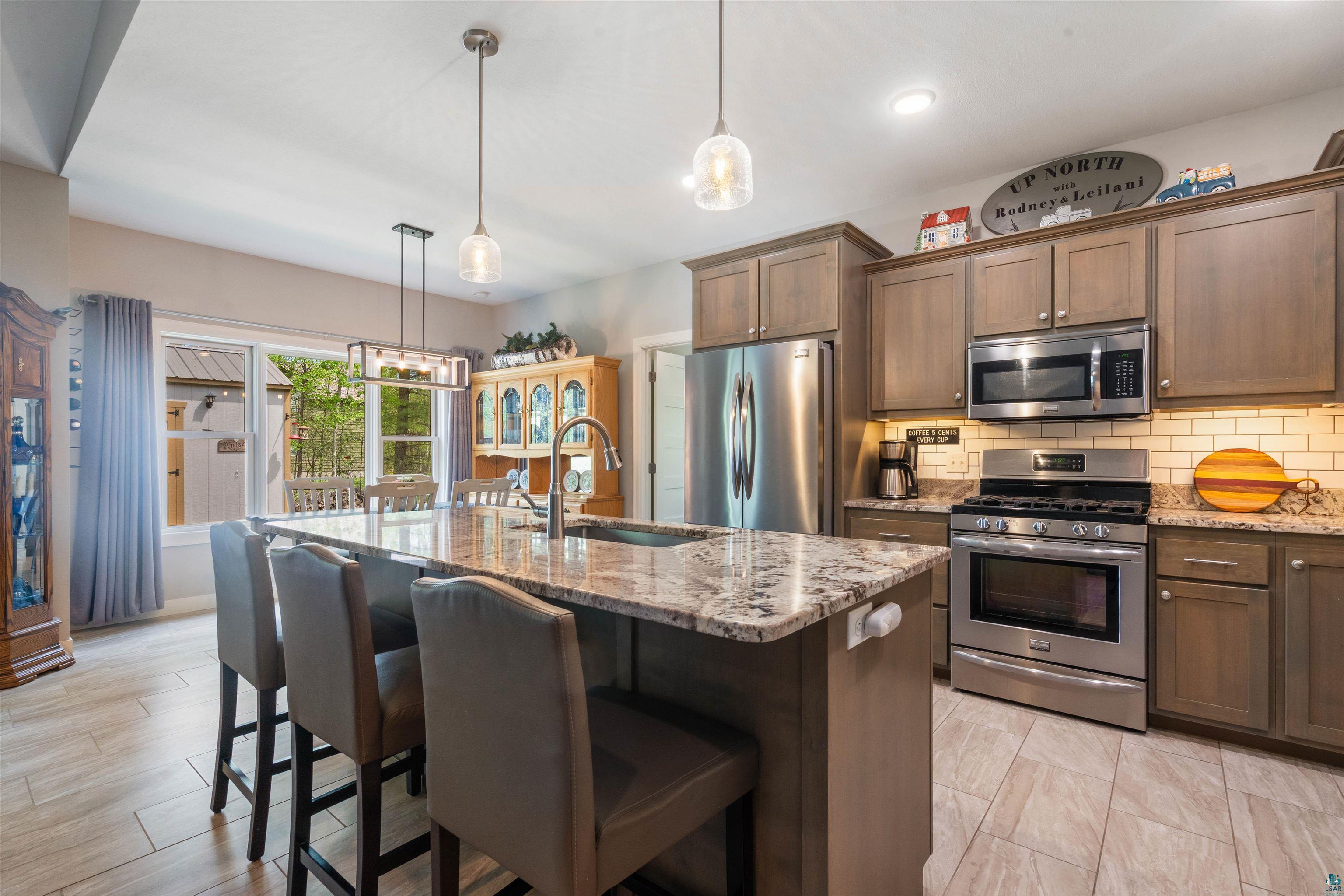 1105 W Taylor Ave, Cloquet, MN 55720 Listing Photo  11