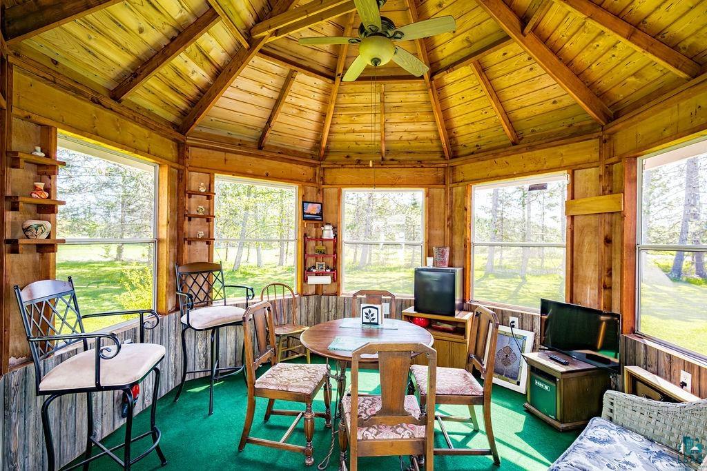 149 N Cloquet Rd W, Esko, MN 55733 Listing Photo  6