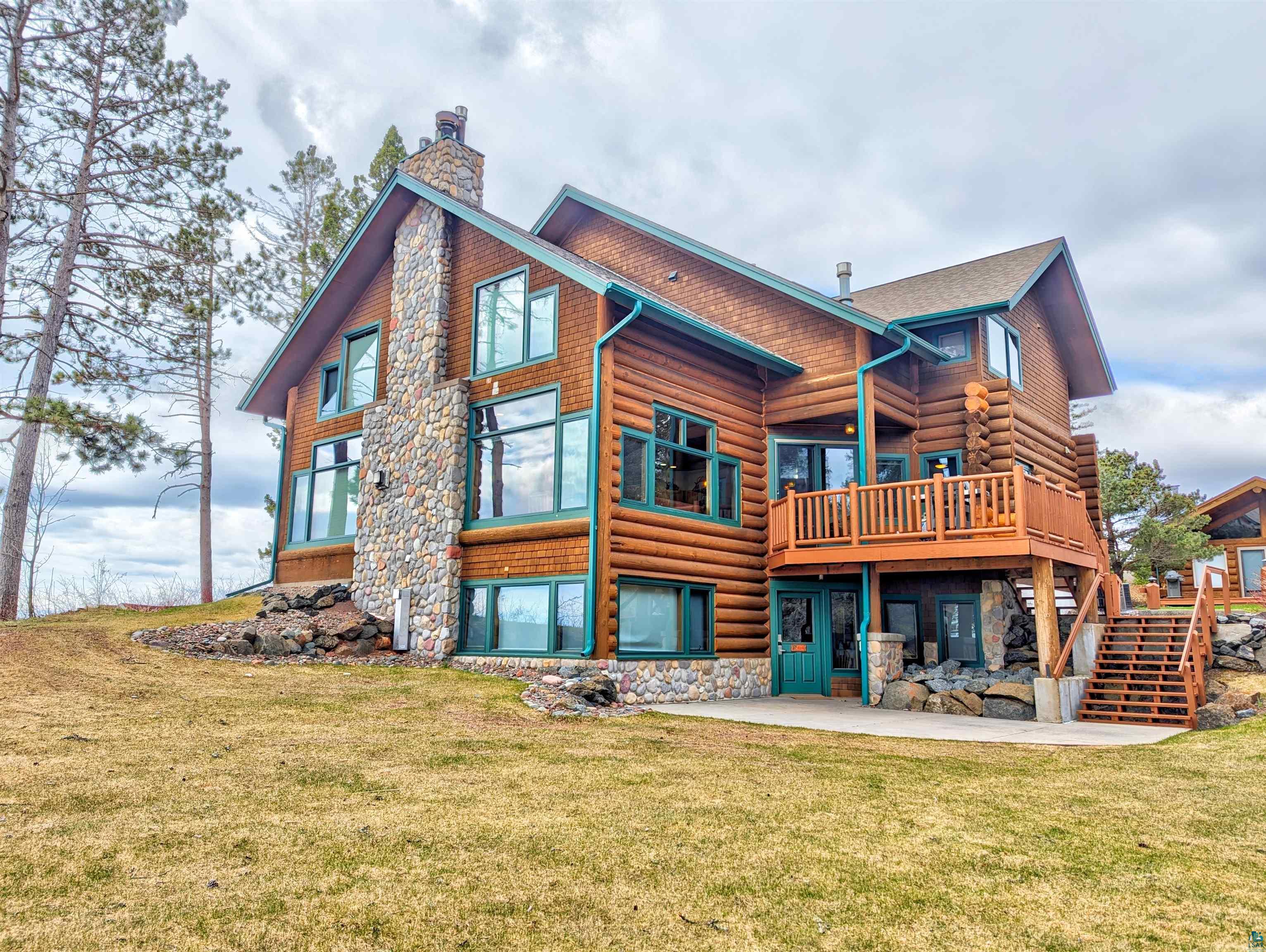 2826 Highway 61, #400, Two Harbors, MN 55616 Listing Photo  1