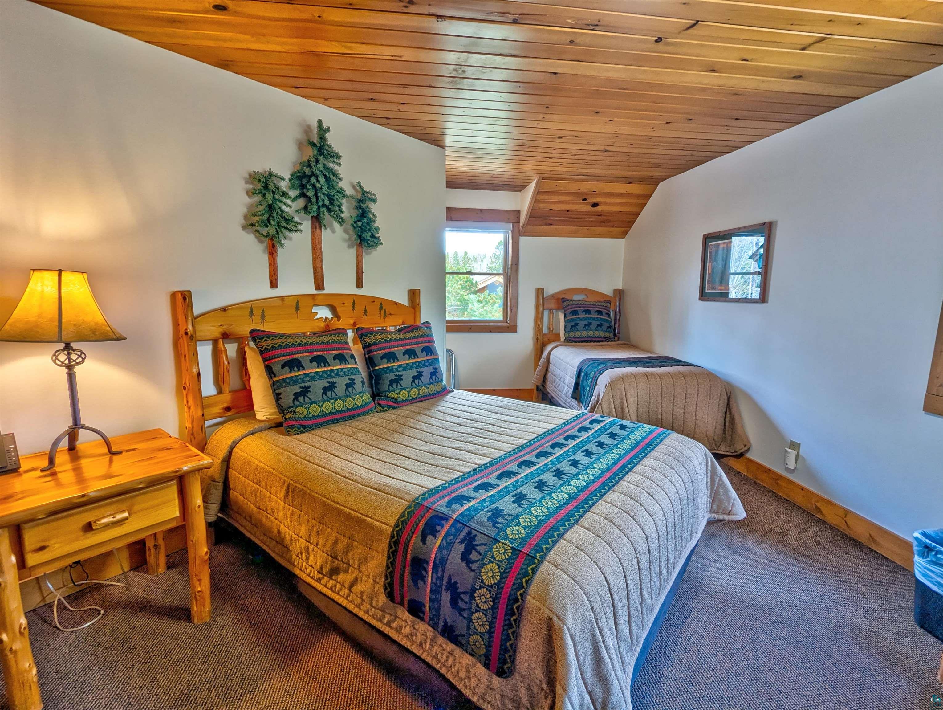 2826 Highway 61, #400, Two Harbors, MN 55616 Listing Photo  12