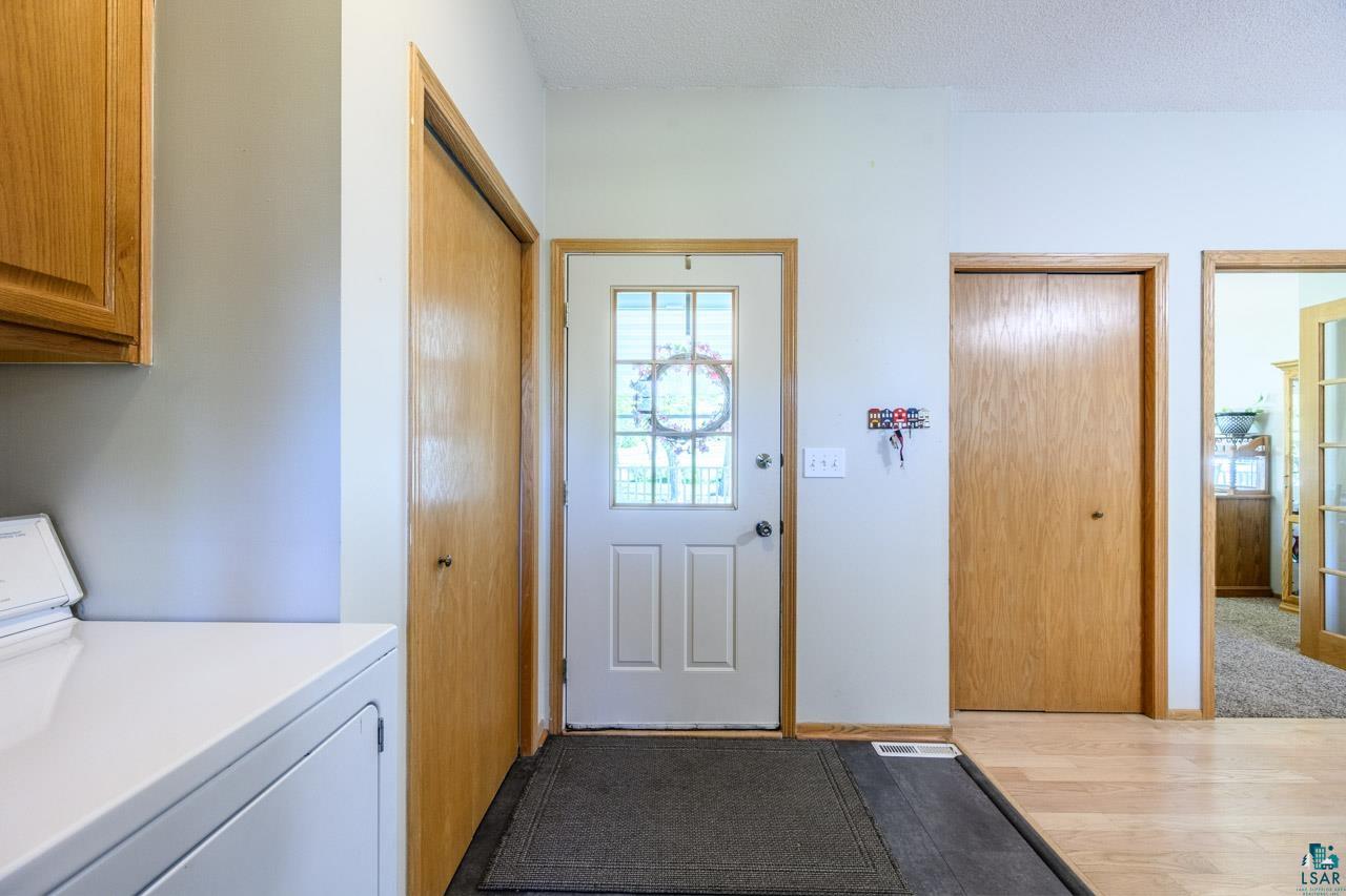 304 Terrace St, Duluth, MN 55811 Listing Photo  4