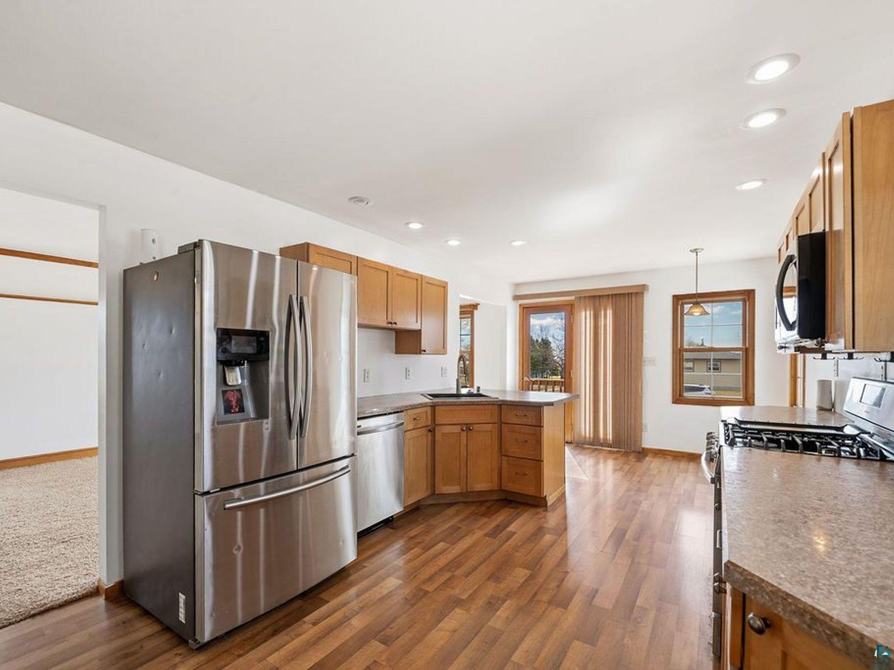 68 Edison Blvd, Silver Bay, MN 55614 Listing Photo  14