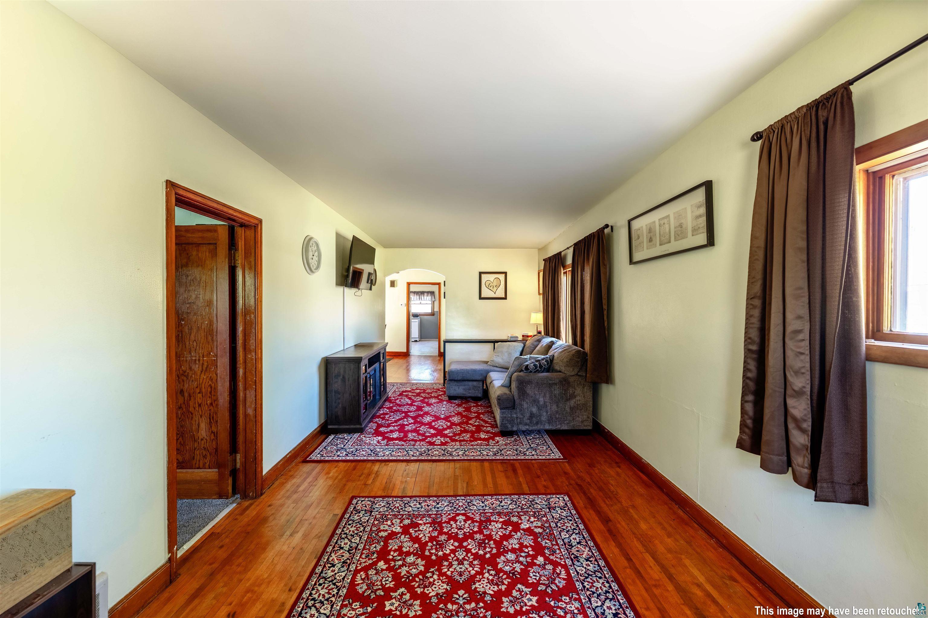 513 Willis Ave, Ashland, WI 54806 Listing Photo  2
